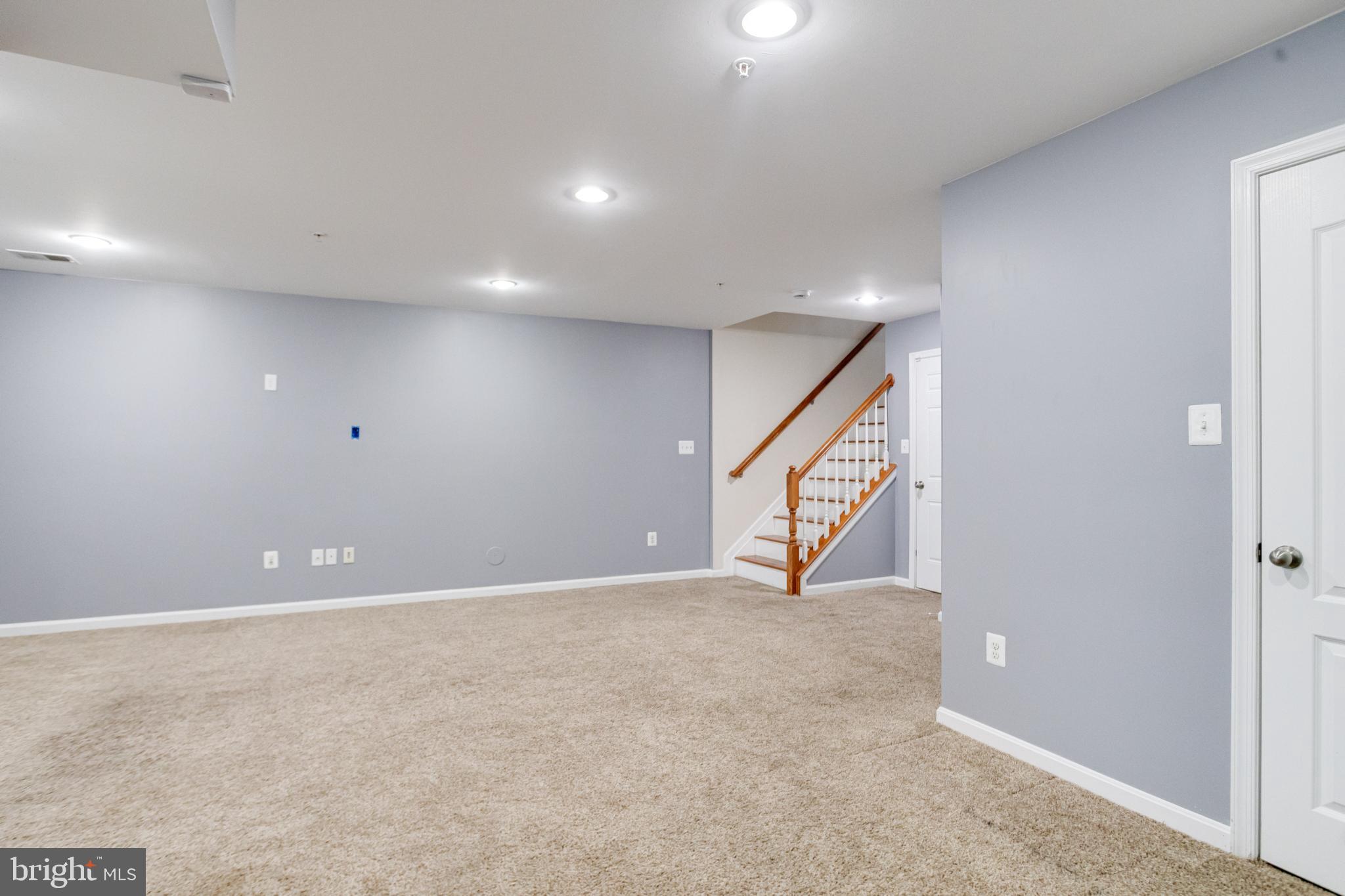 TANYARD SPRINGS - Residential Lease