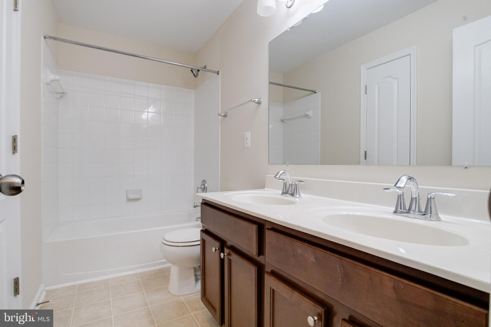 TANYARD SPRINGS - Residential Lease