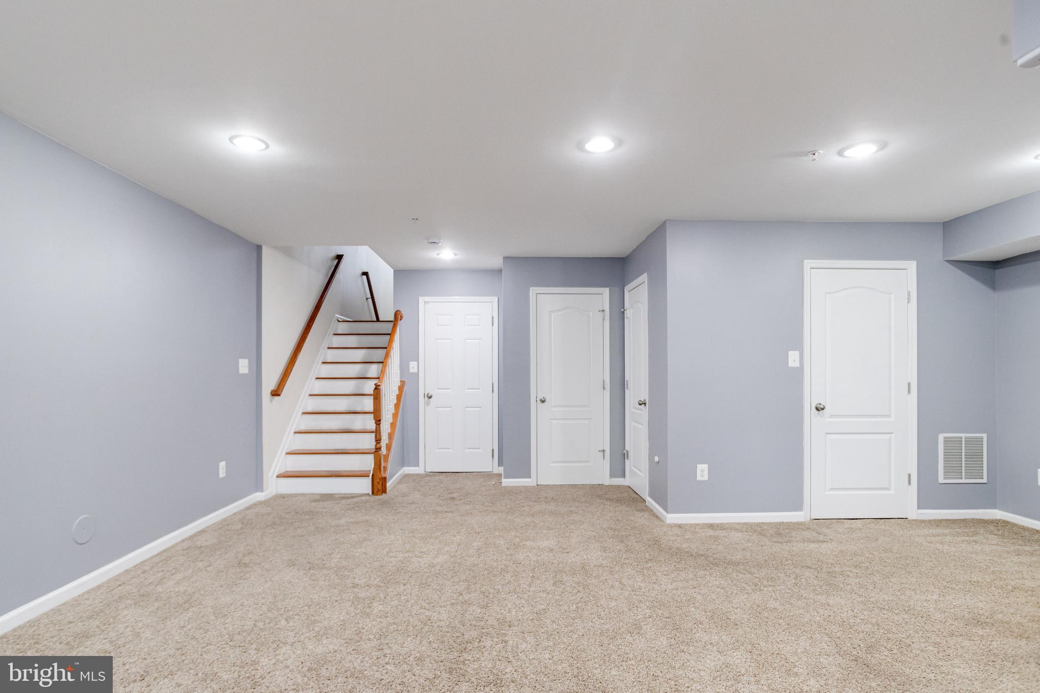 TANYARD SPRINGS - Residential Lease