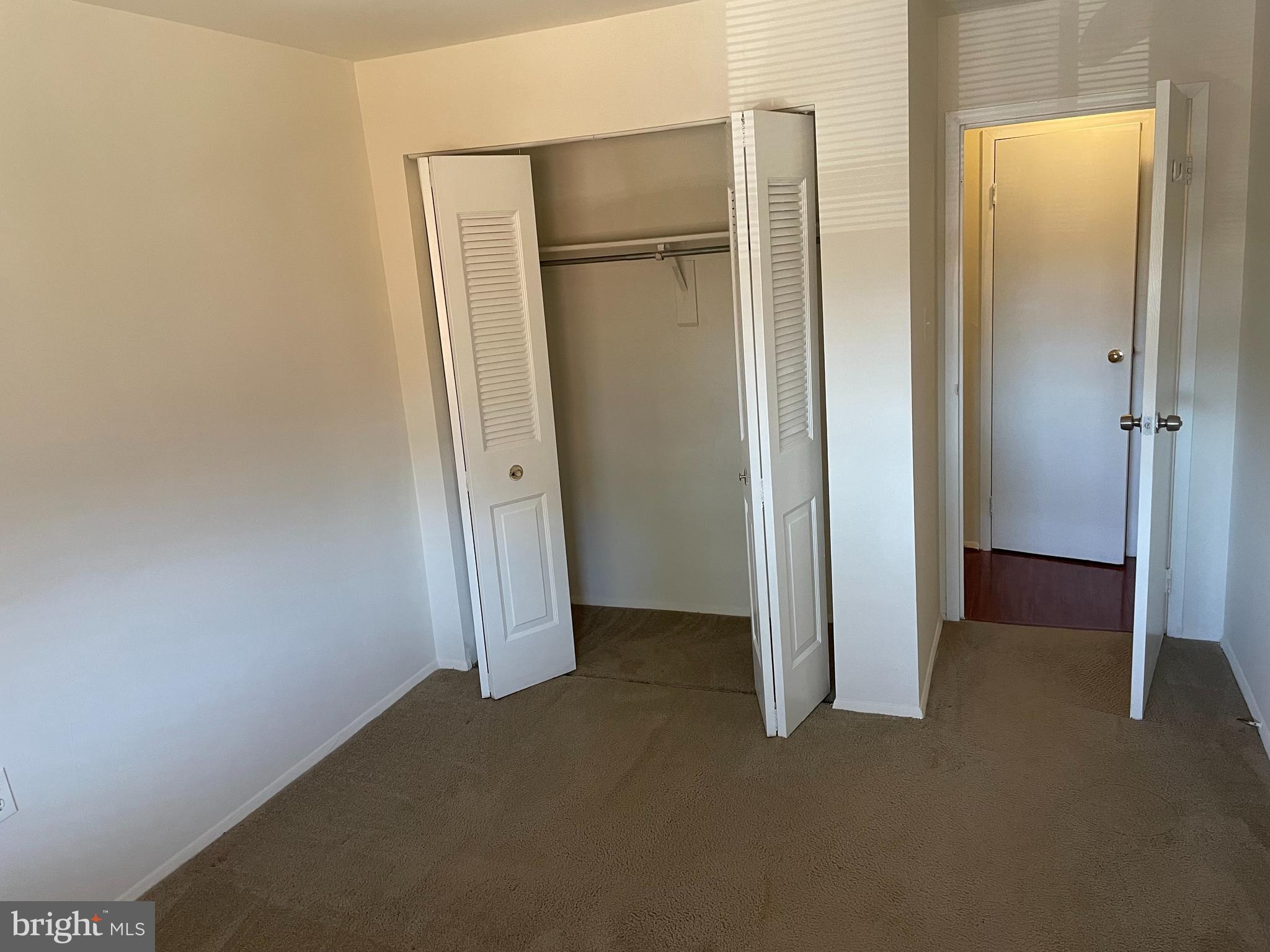 NORMANDIE ON THE LAKE II - Residential