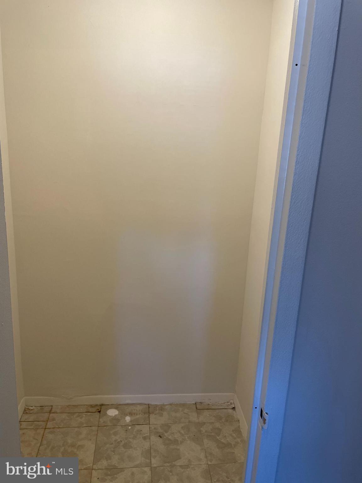 NORMANDIE ON THE LAKE II - Residential