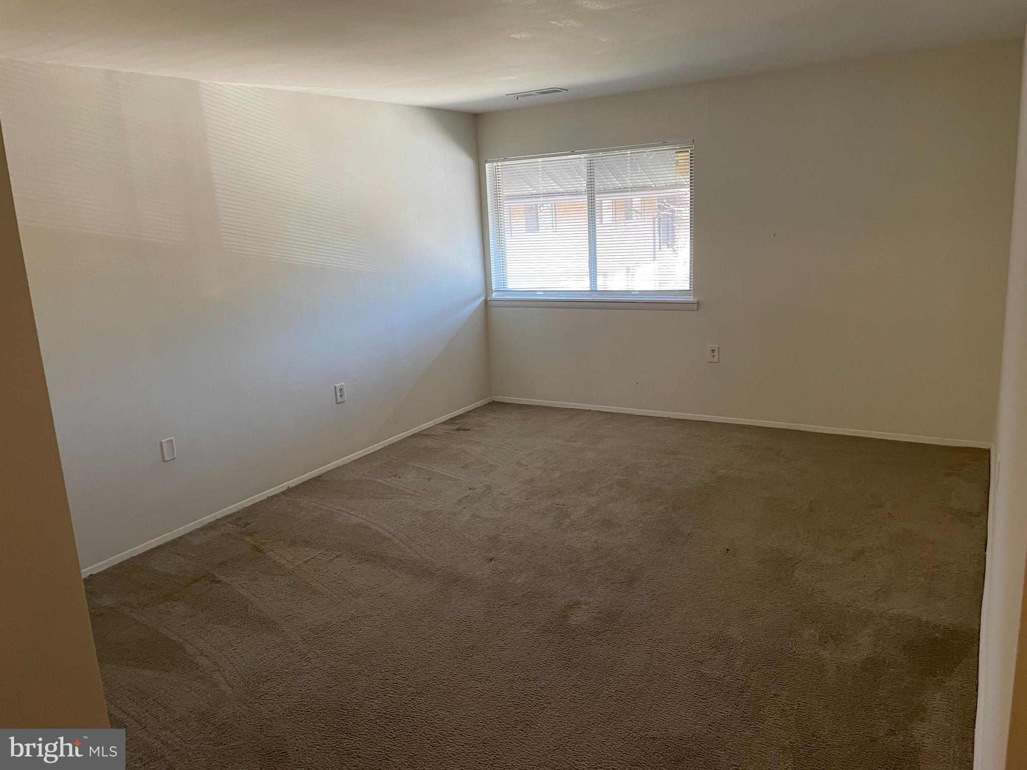 NORMANDIE ON THE LAKE II - Residential