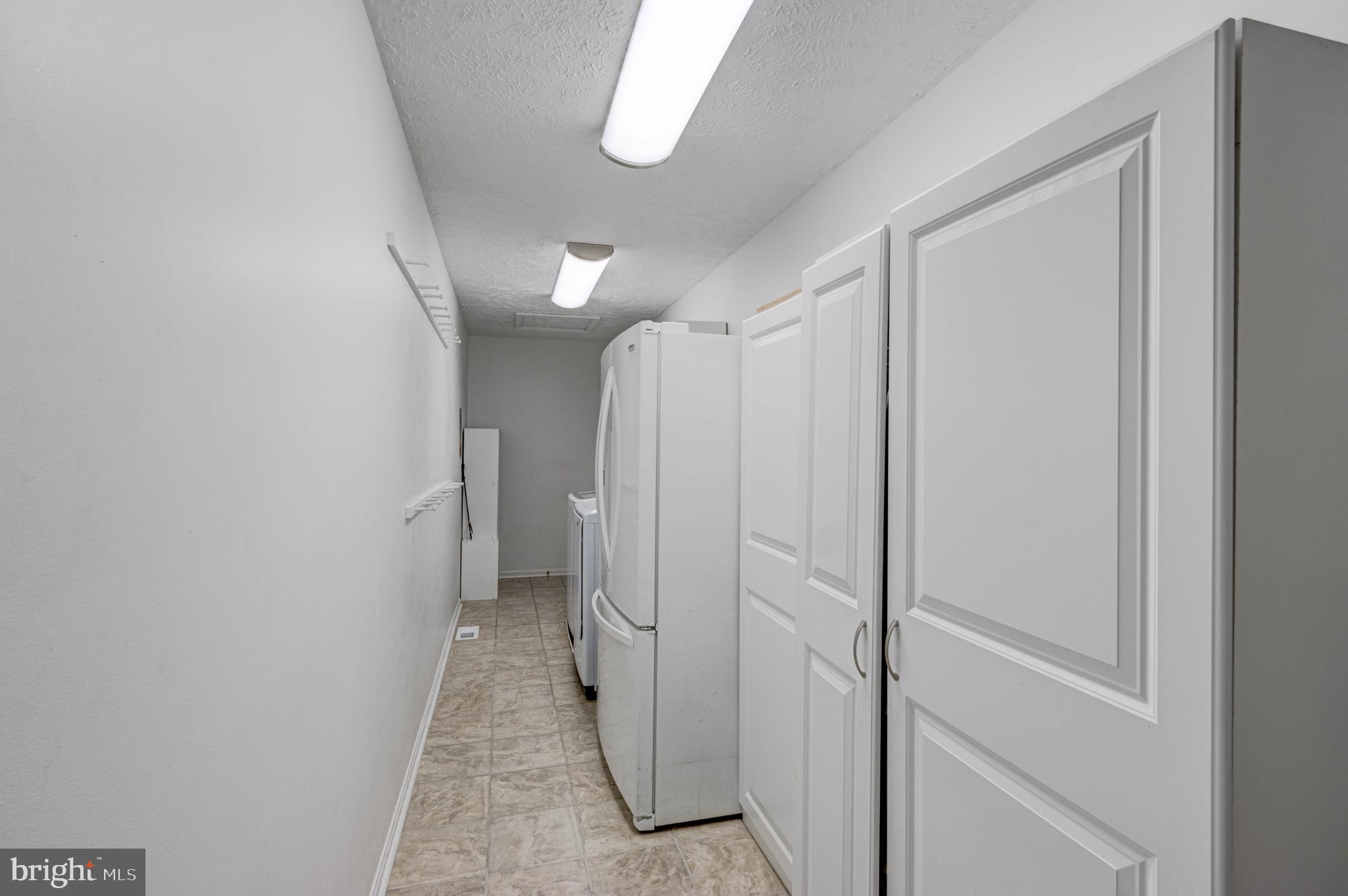 CUTLER RIDGE - Residential