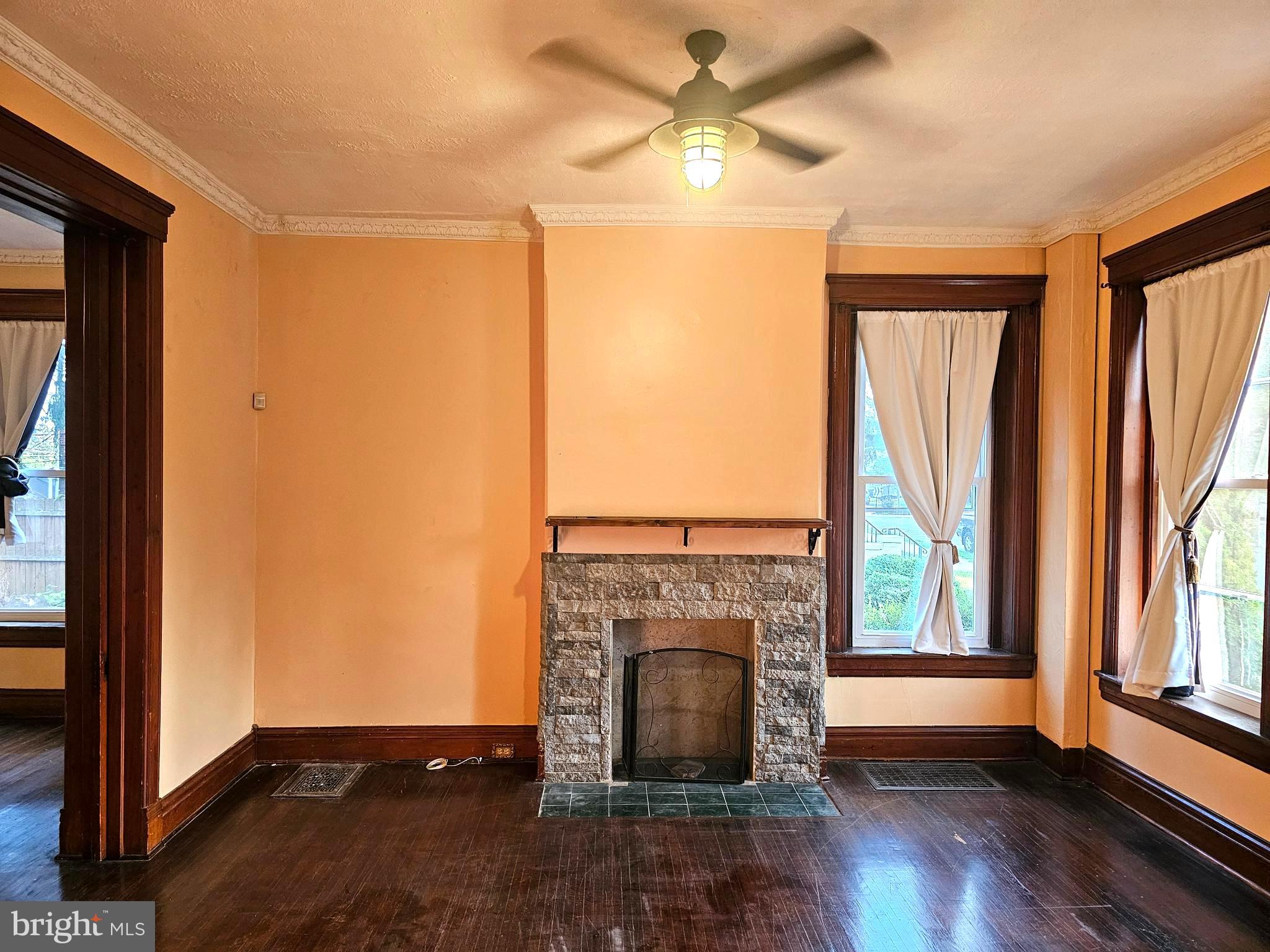 HAGERSTOWN - Residential