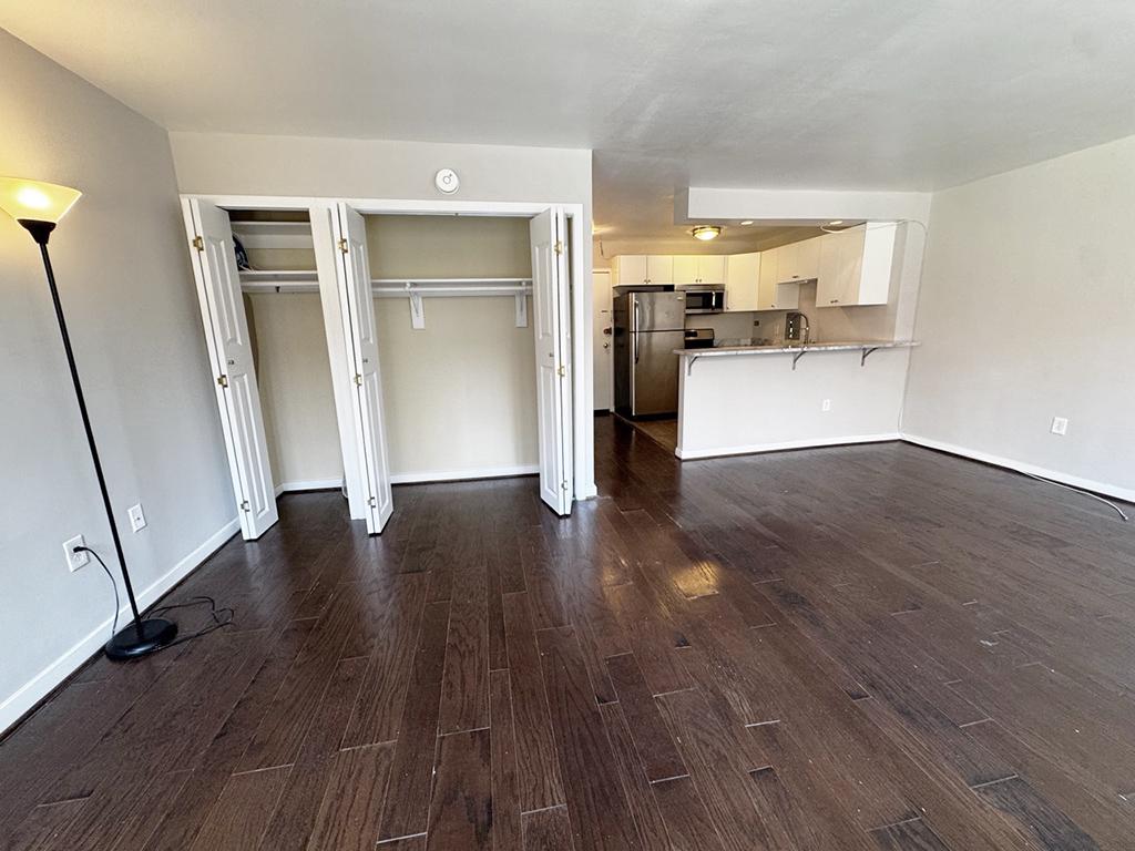 922 24TH STREET NW 107