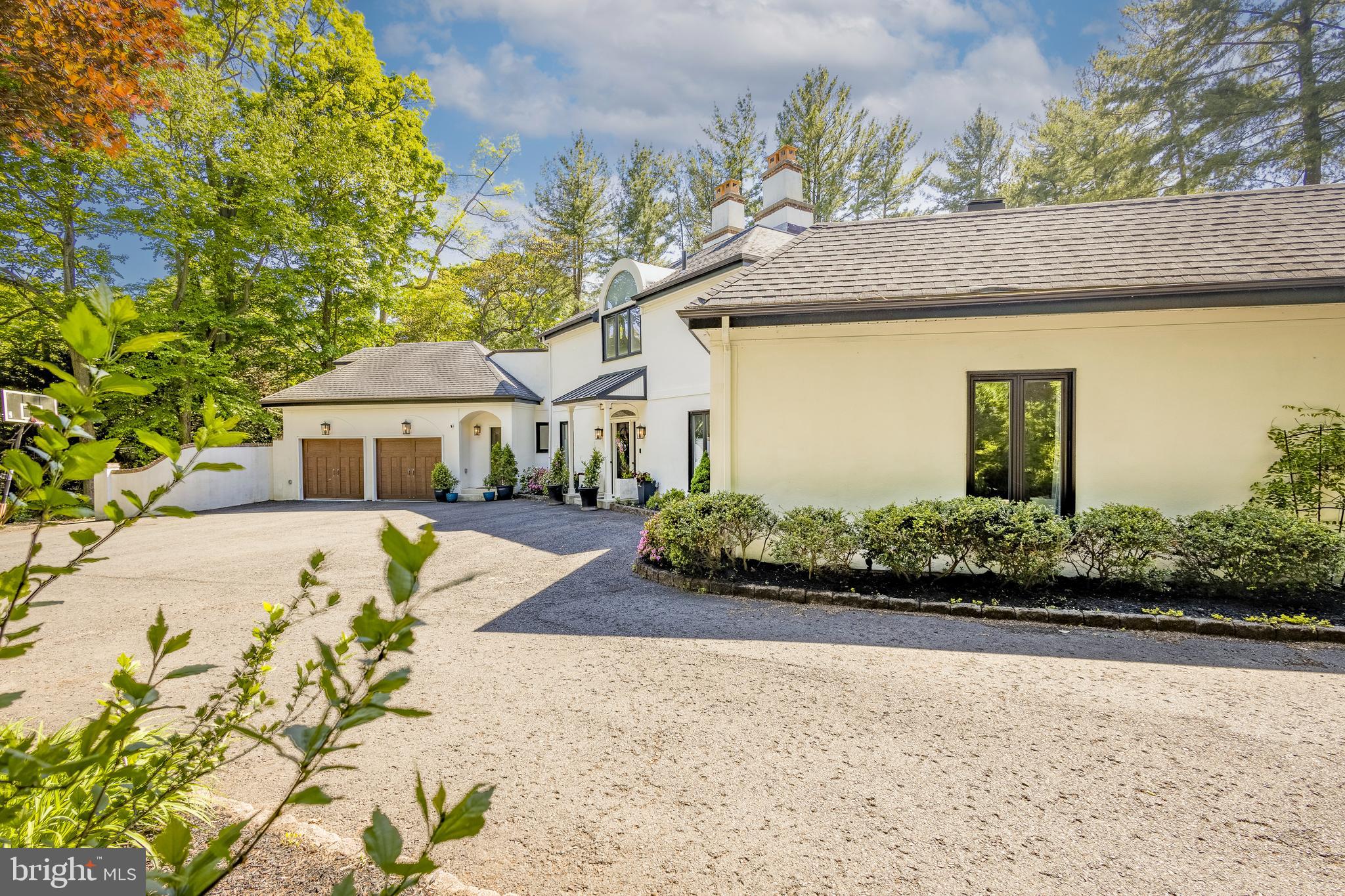 CHESTNUT HILL - Residential