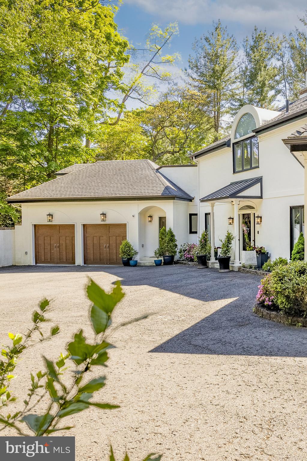 CHESTNUT HILL - Residential