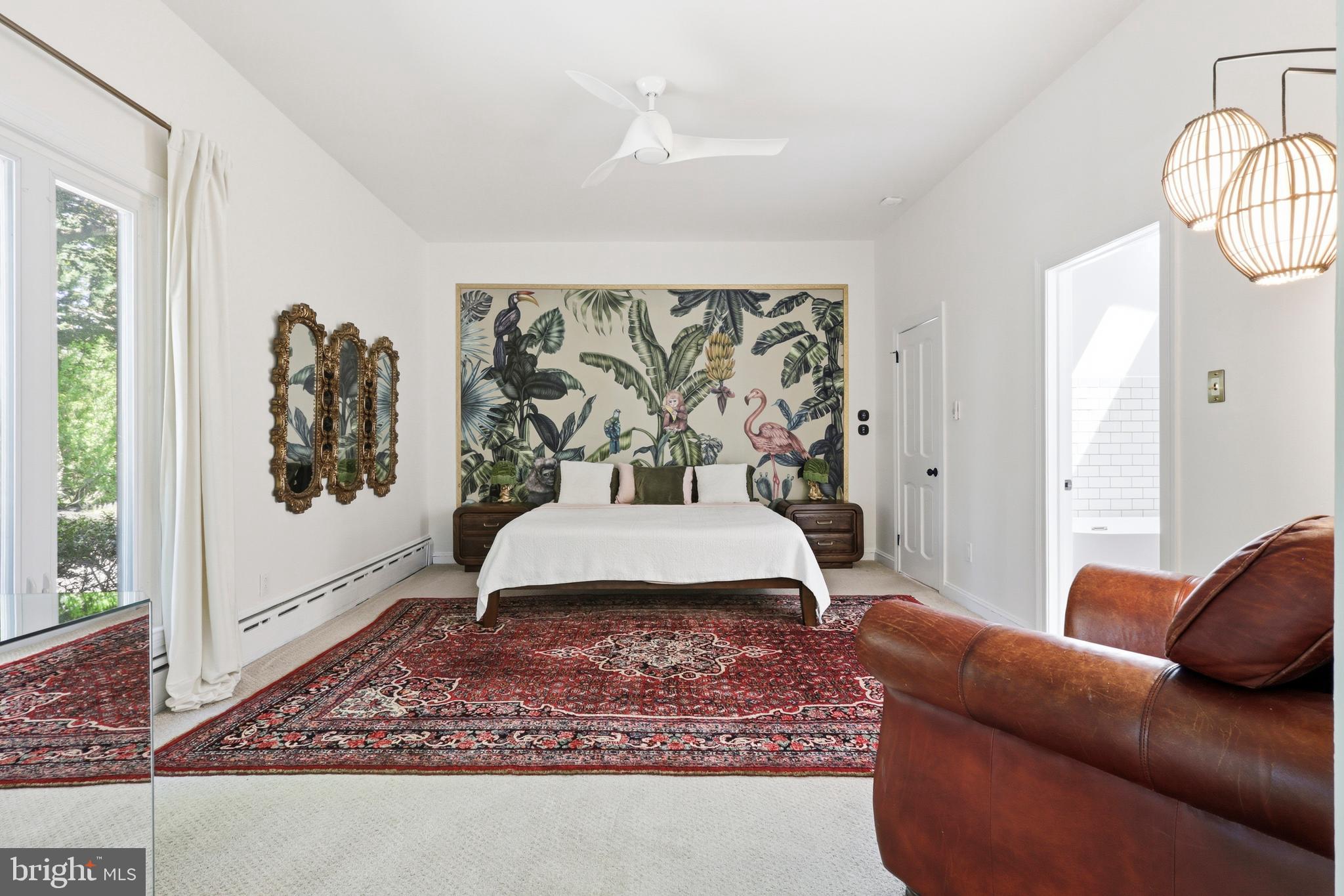 CHESTNUT HILL - Residential
