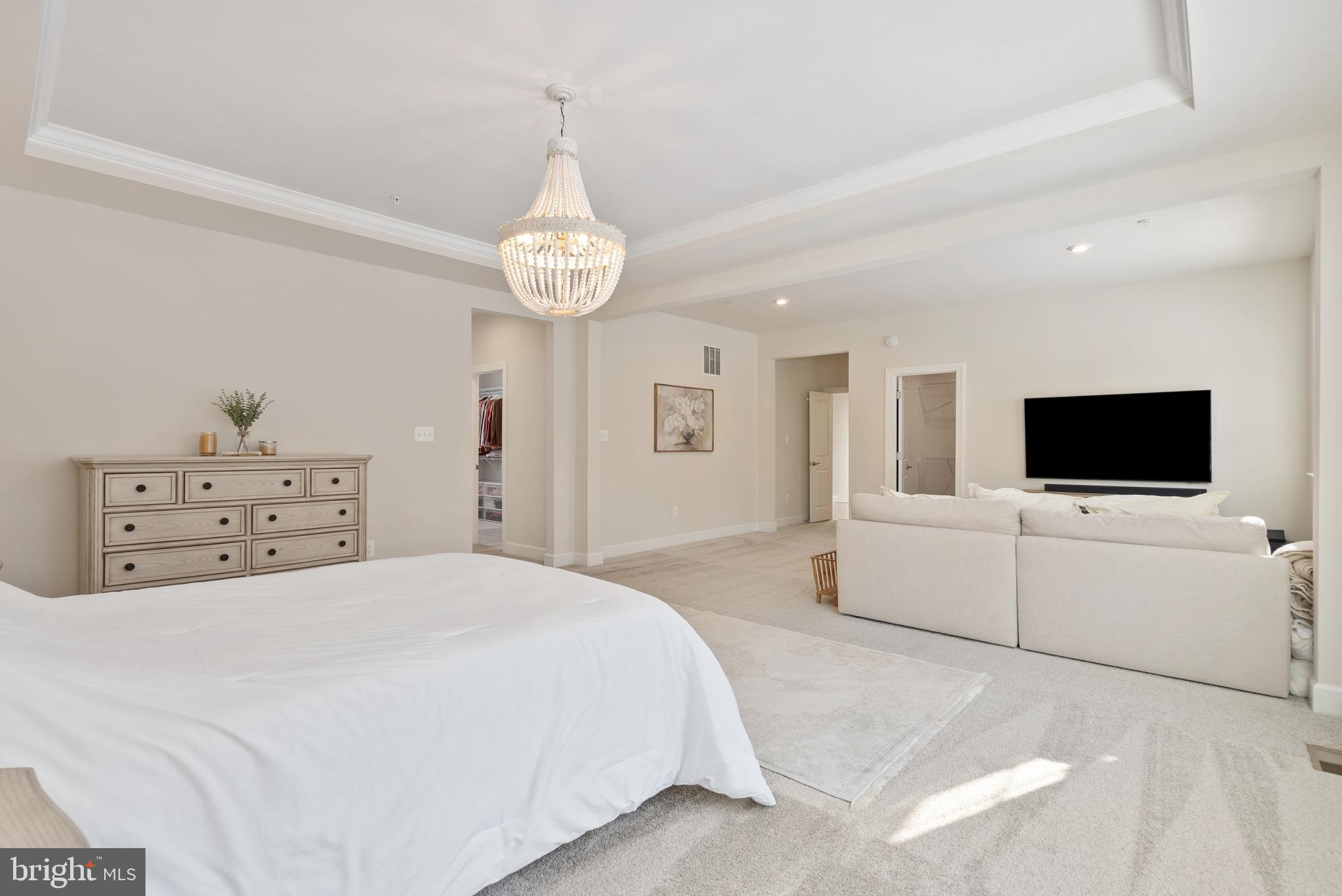 MARLBORO RIDING & POINTE - Residential