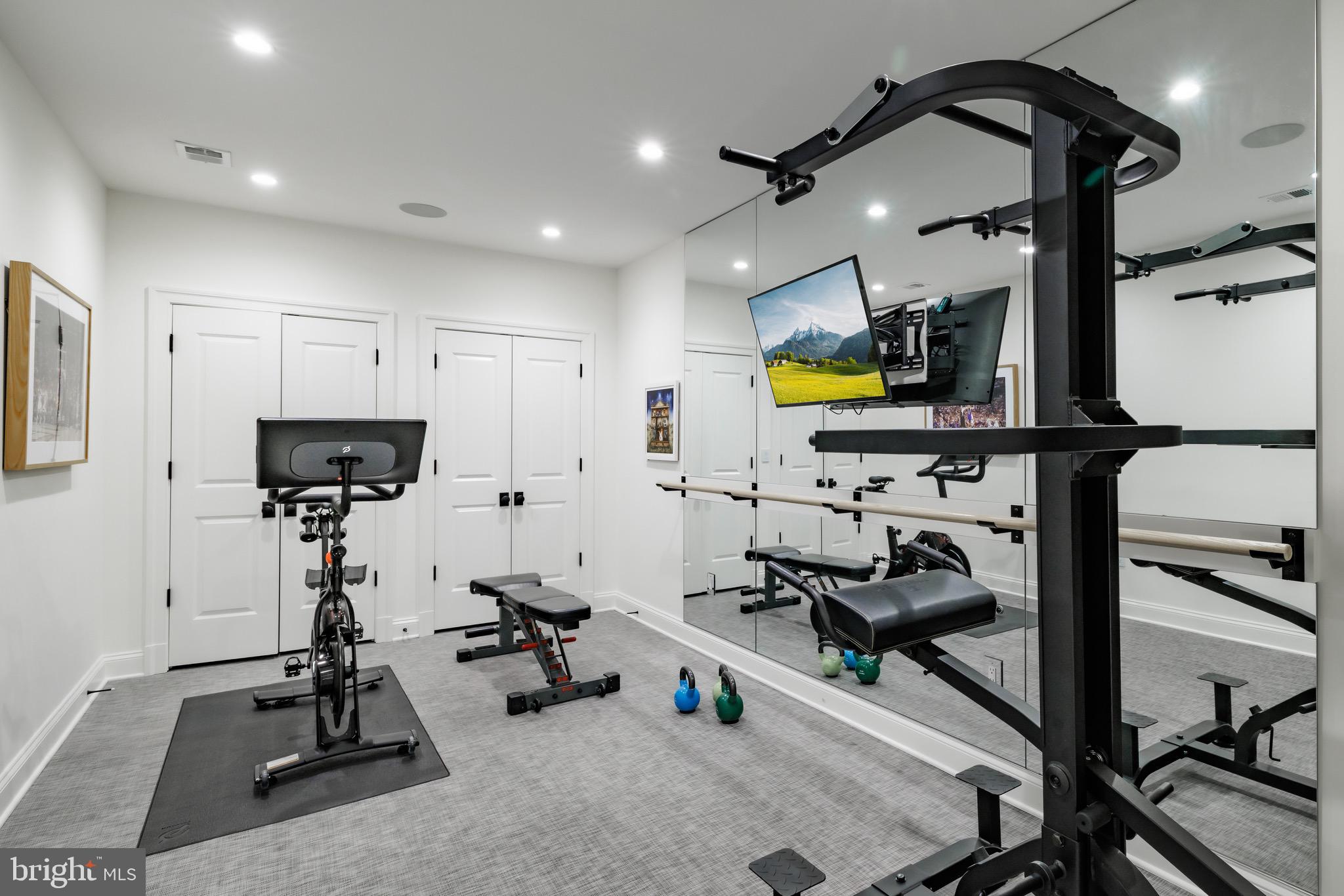 SOMERSET HEIGHTS - Residential