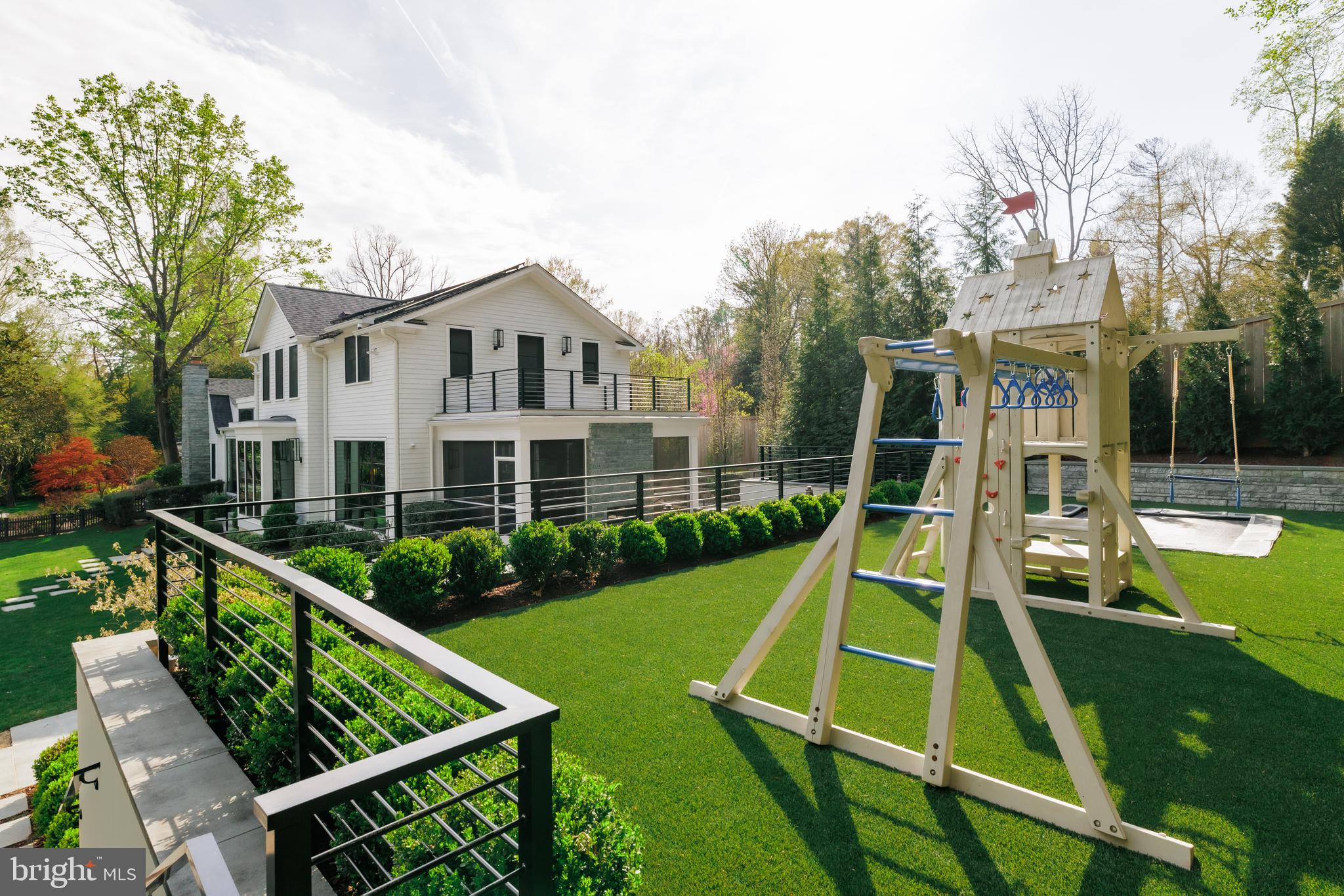 SOMERSET HEIGHTS - Residential