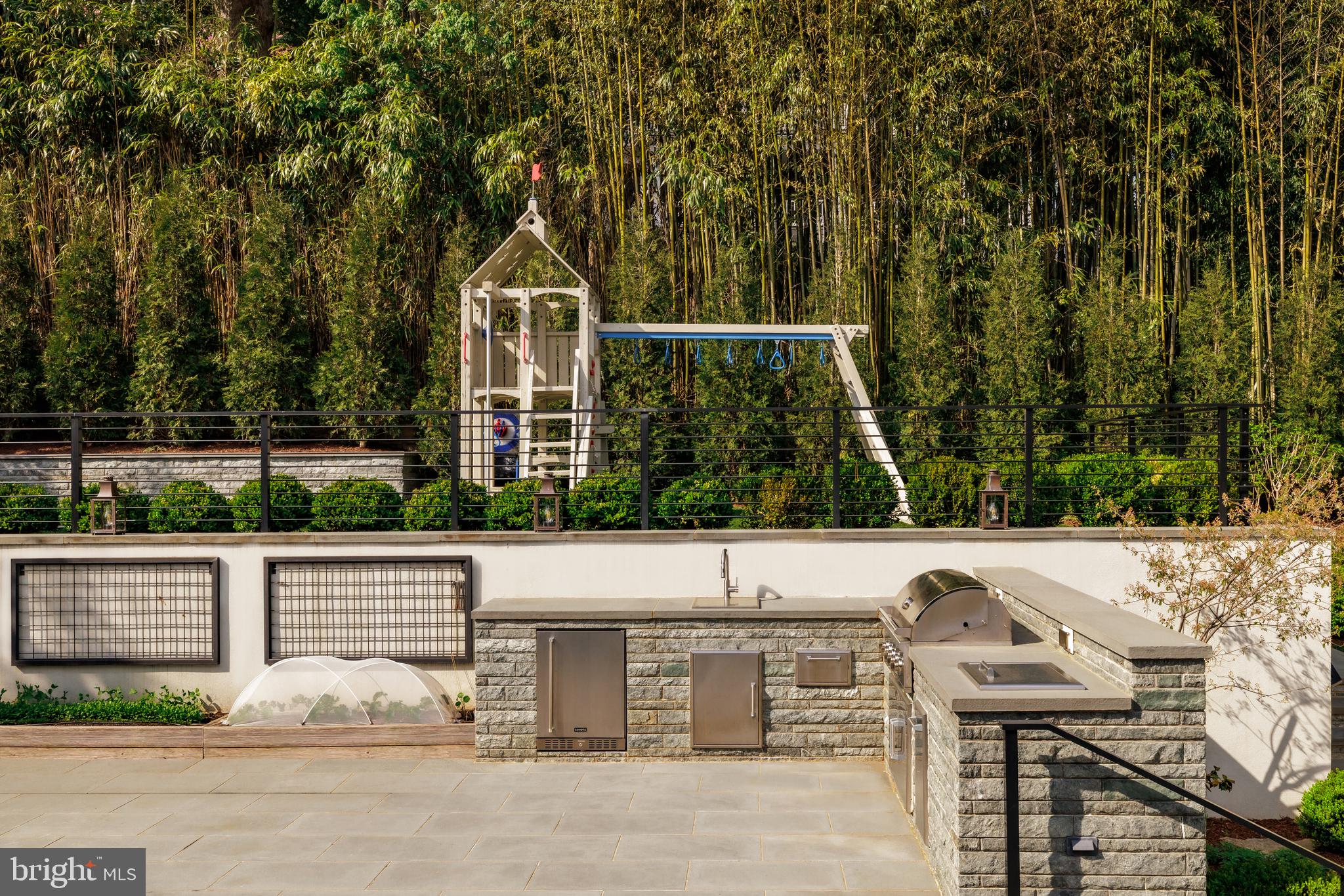 SOMERSET HEIGHTS - Residential