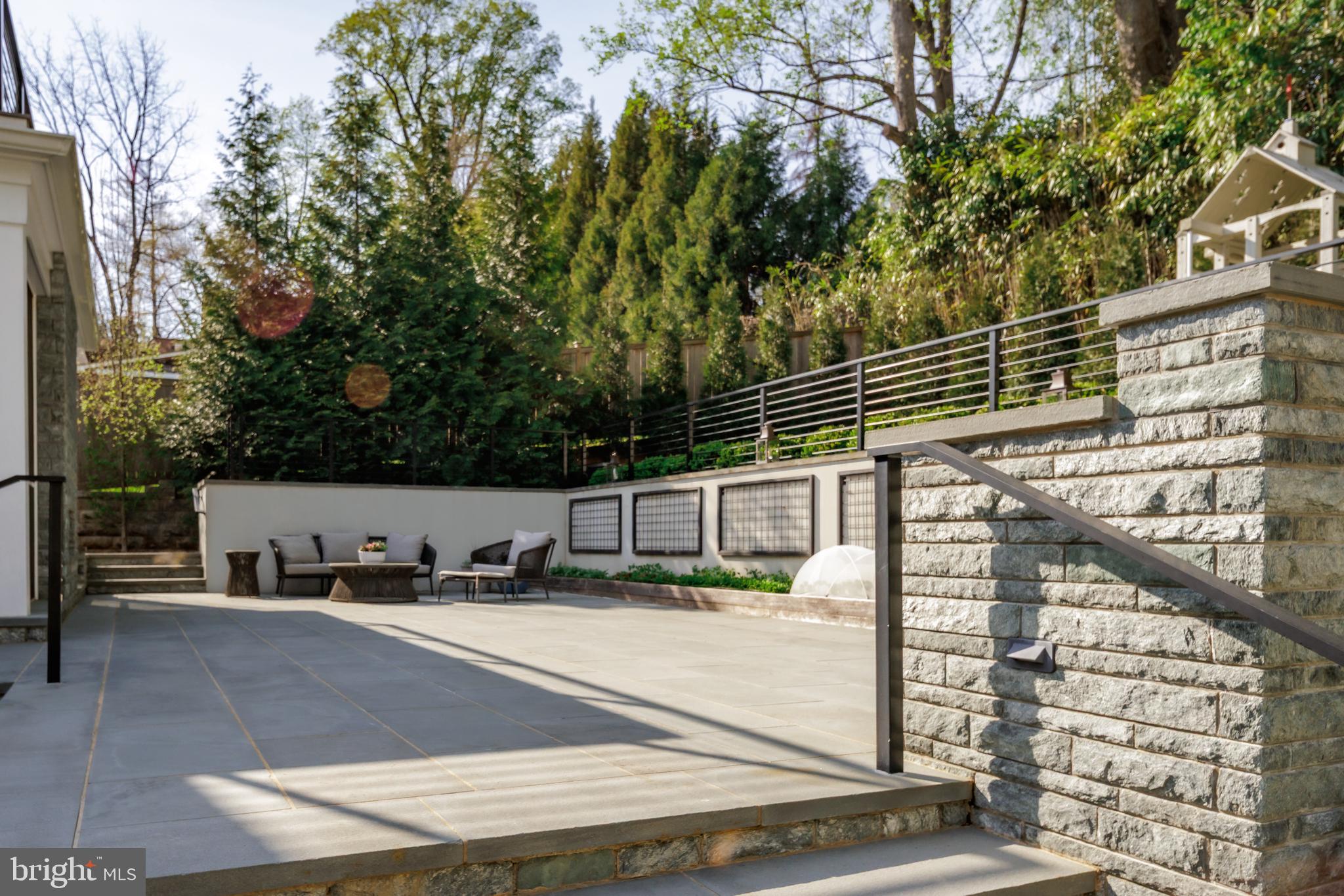 SOMERSET HEIGHTS - Residential