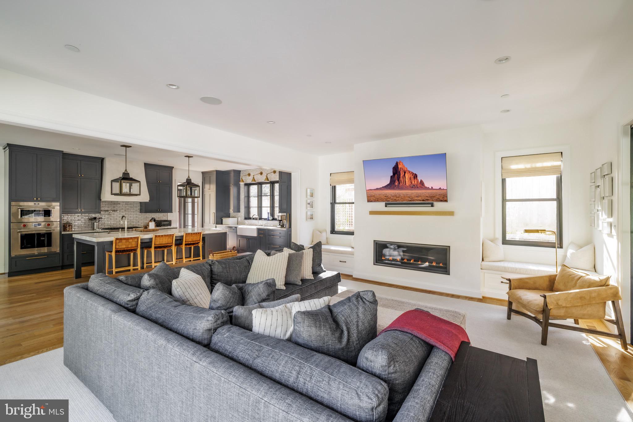 SOMERSET HEIGHTS - Residential