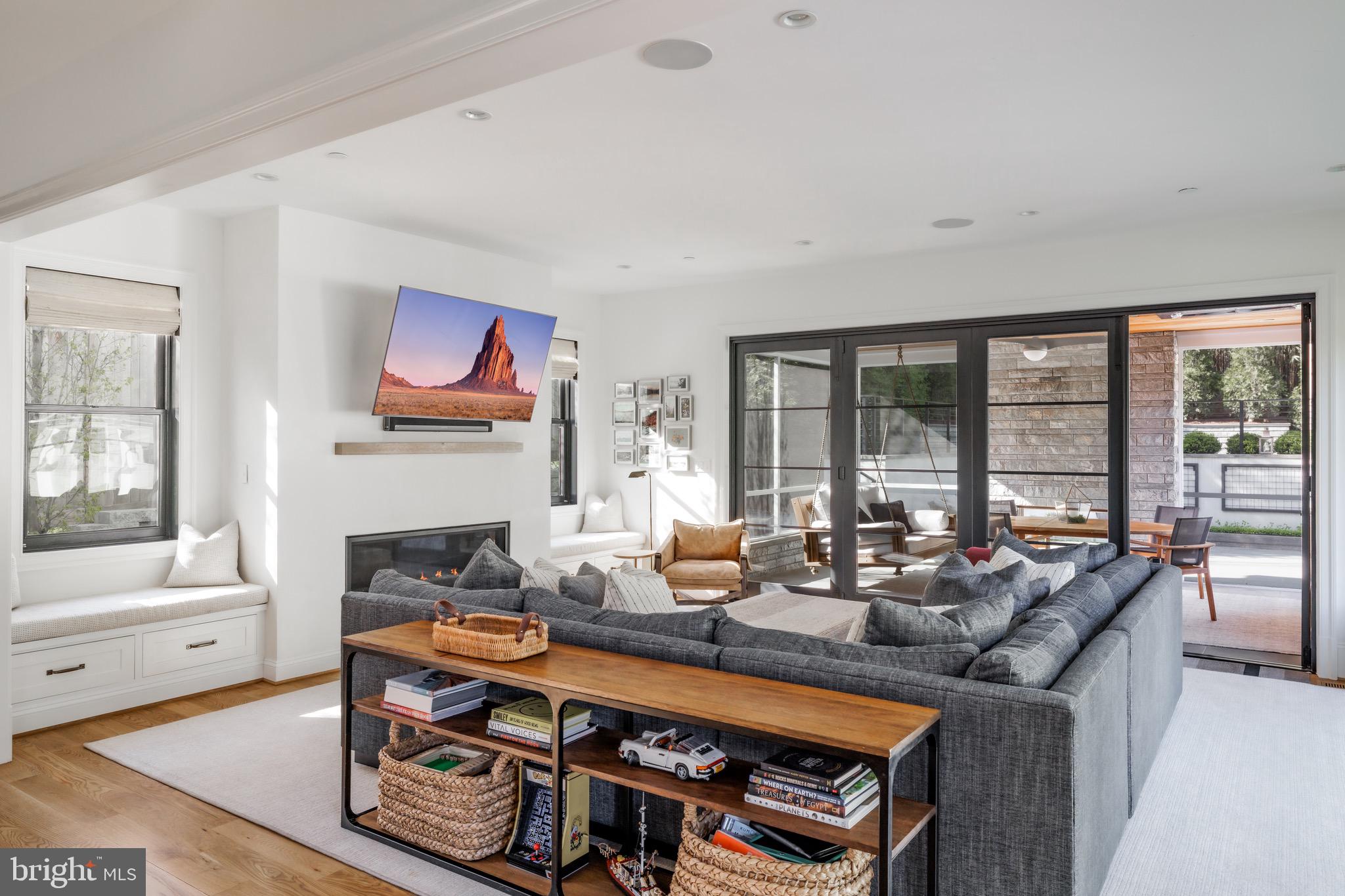 SOMERSET HEIGHTS - Residential