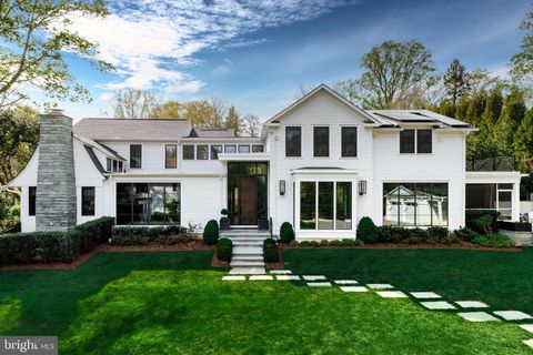 Photo of 4709 Dorset Avenue, CHEVY CHASE, MD 20815 (MLS # MDMC2173662)