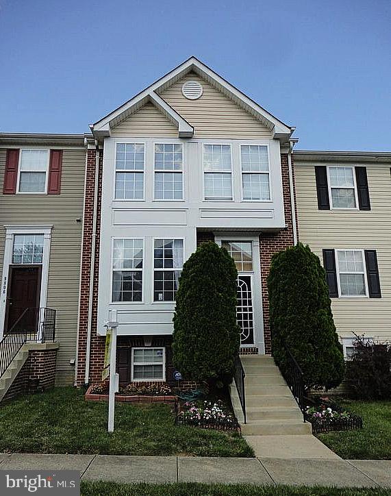 MARLTON TOWN CENTER - Residential