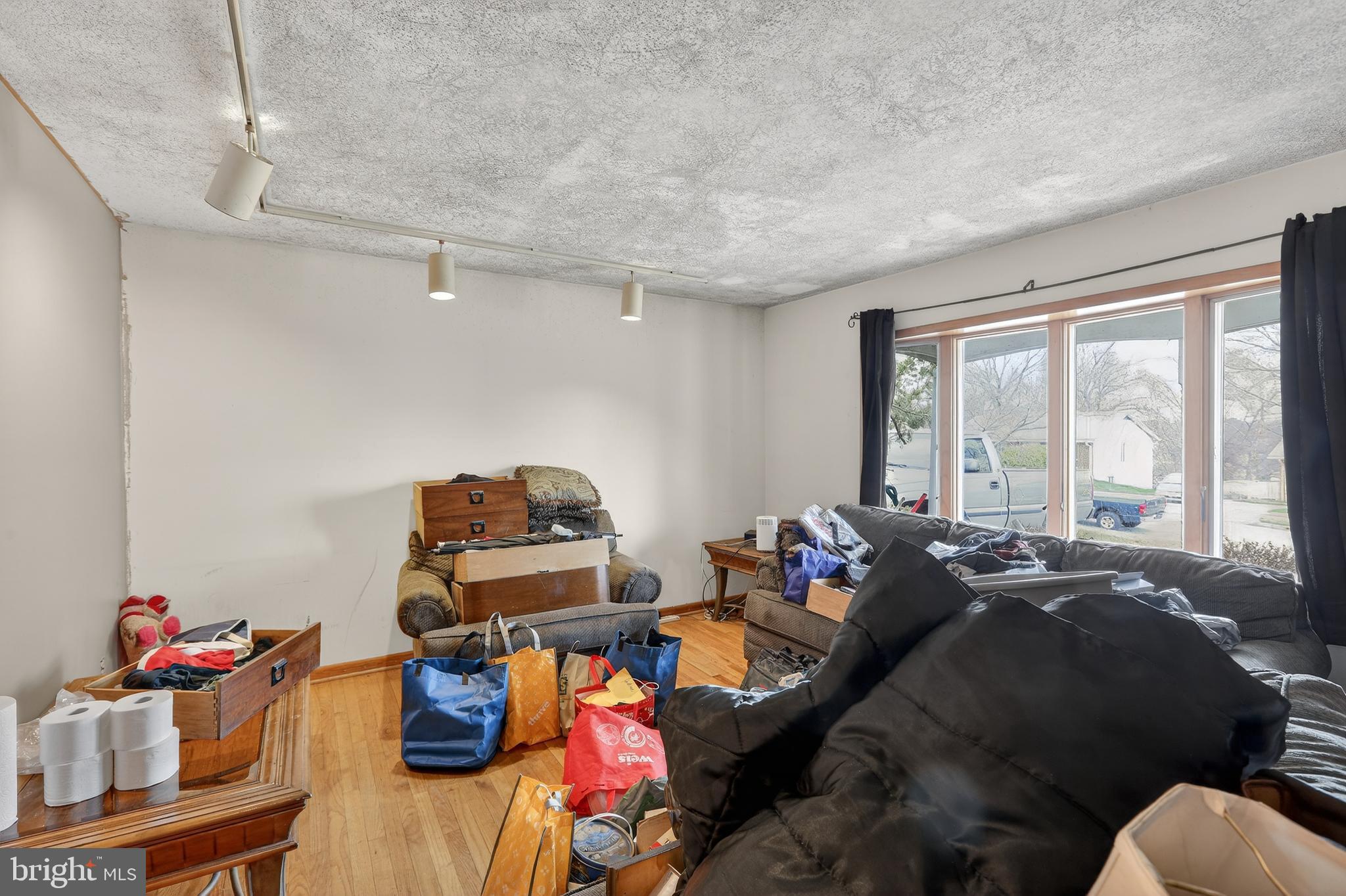 SOMMERS HEIGHTS - Residential