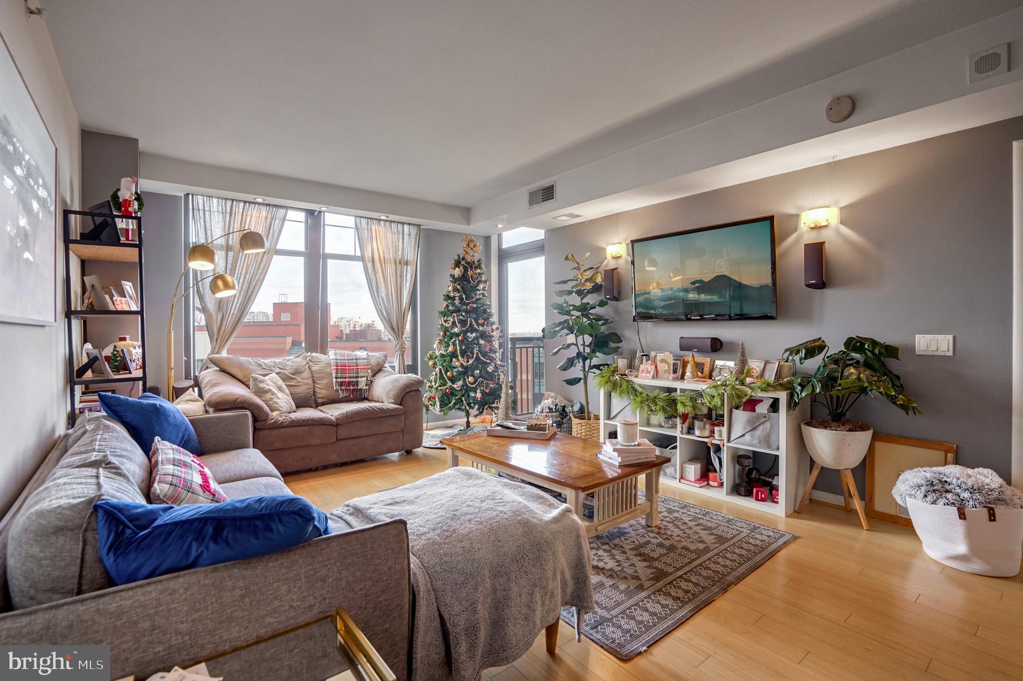 CLARENDON - Residential