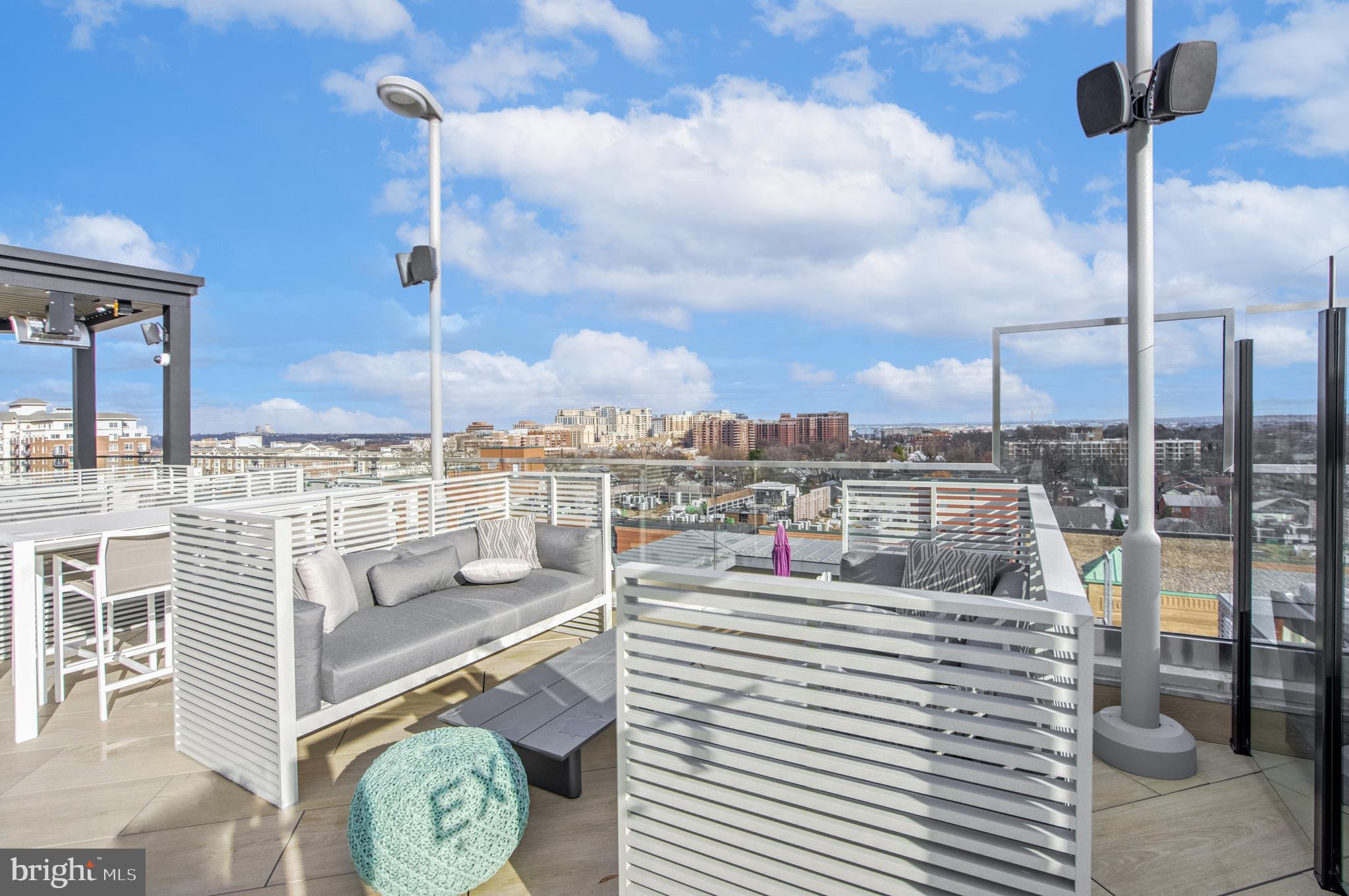 CLARENDON - Residential