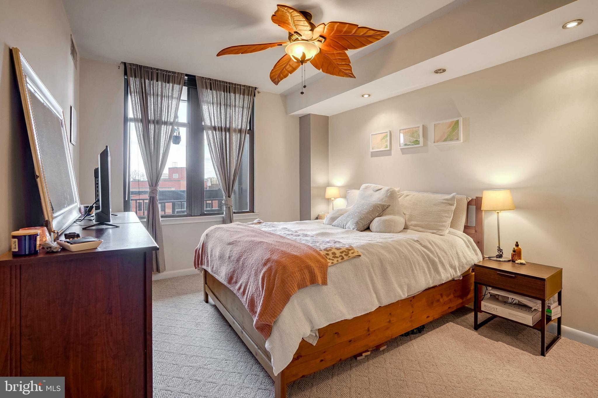 CLARENDON - Residential