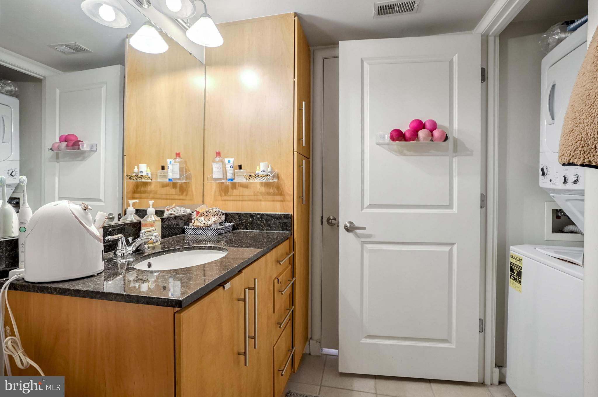 CLARENDON - Residential