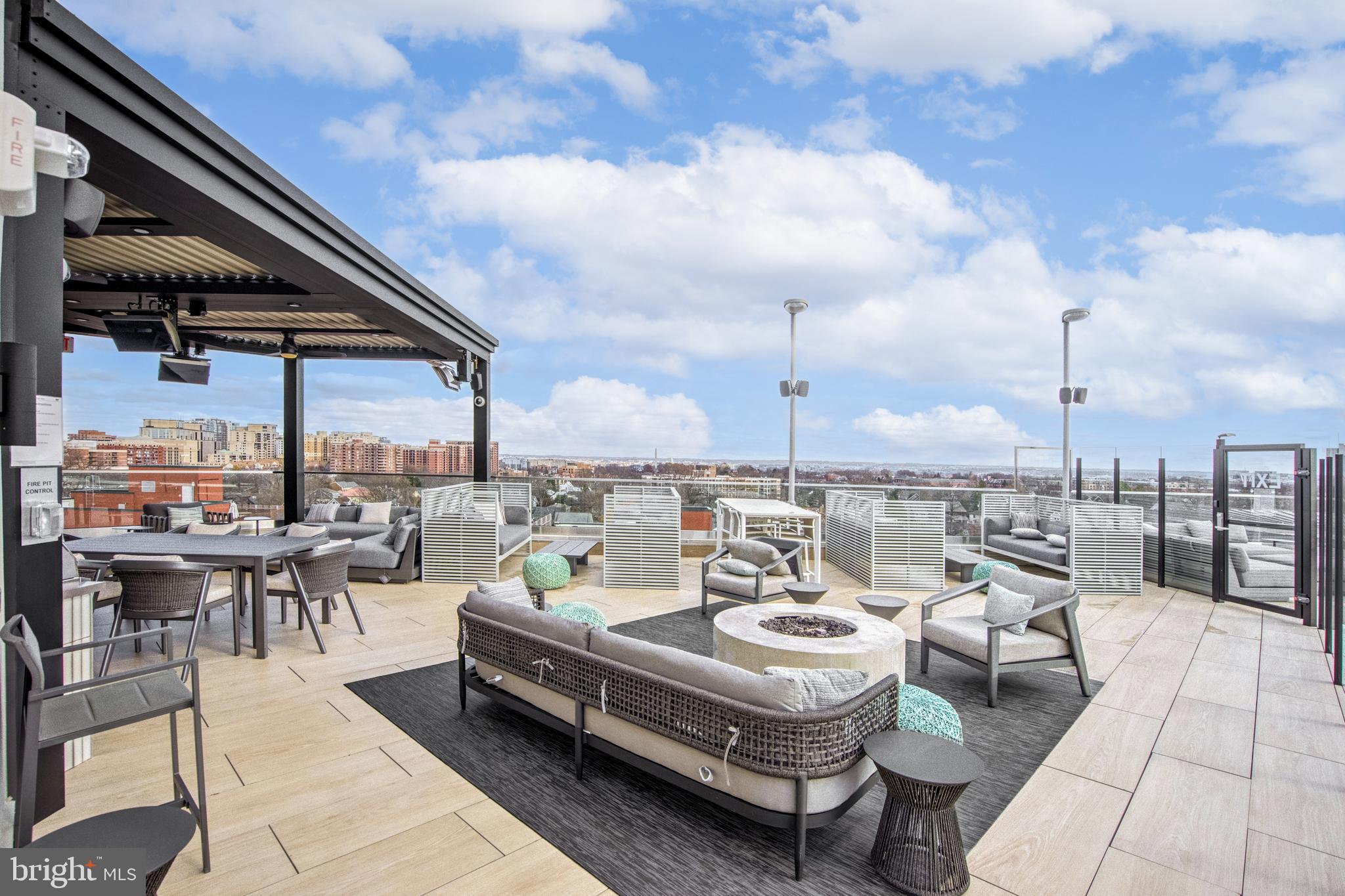 CLARENDON - Residential