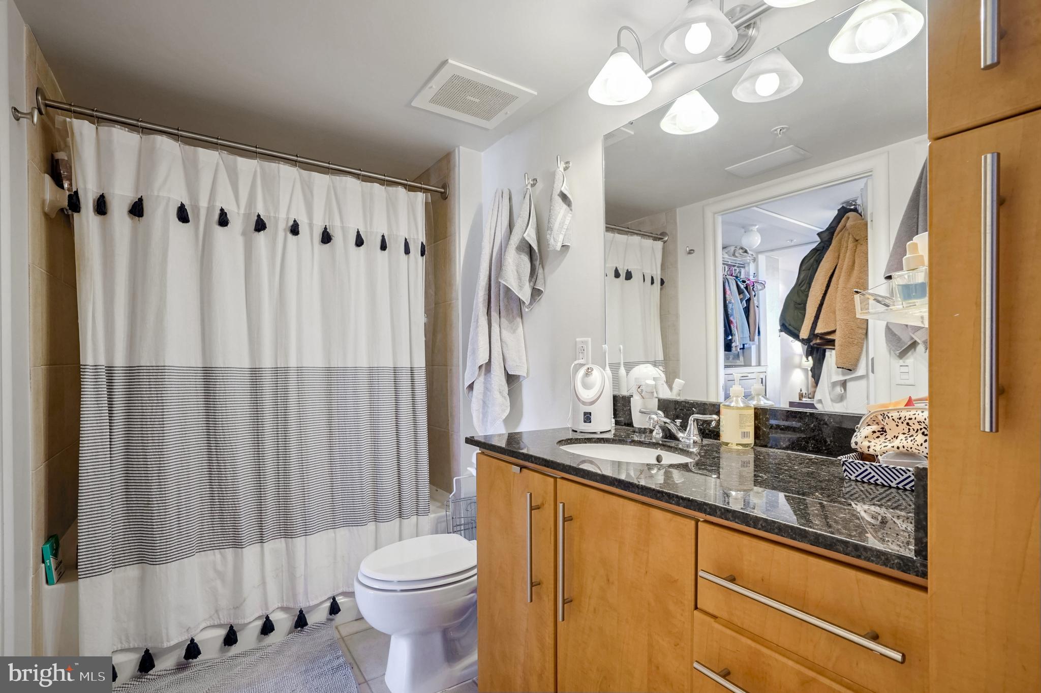 CLARENDON - Residential