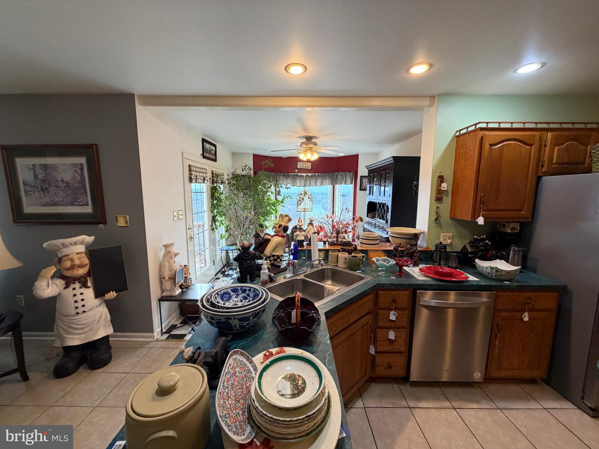 HAWKS NEST - Residential