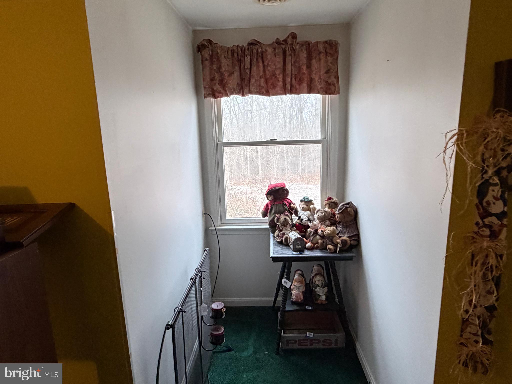 HAWKS NEST - Residential