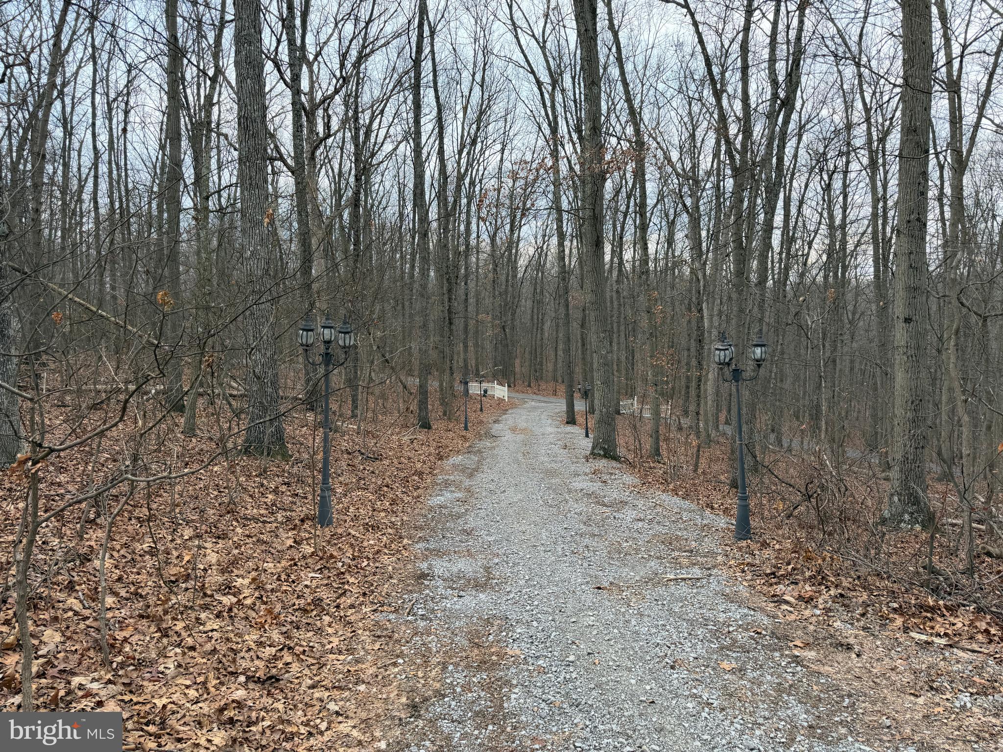 HAWKS NEST - Residential