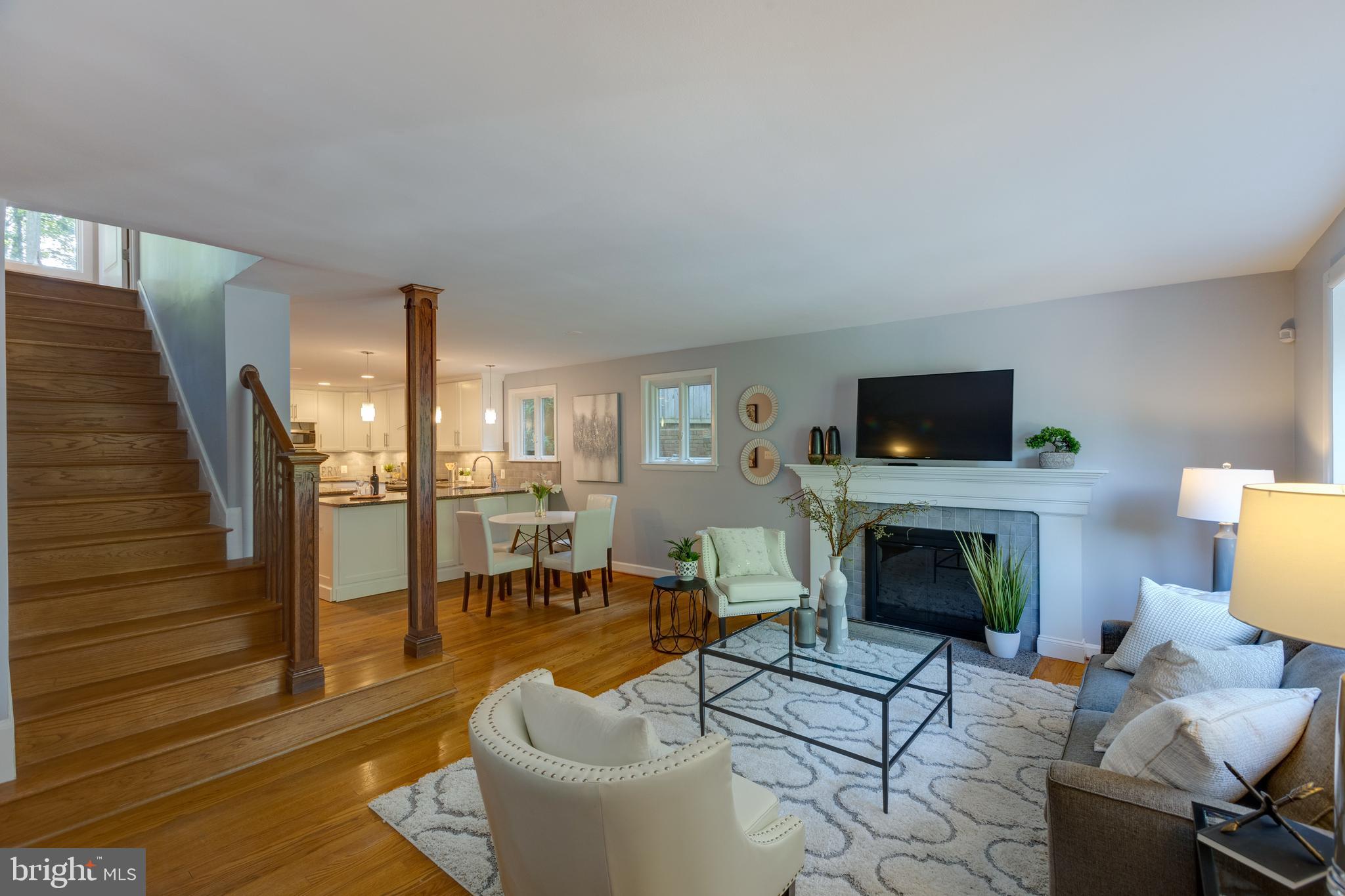 LEE HEIGHTS - Residential