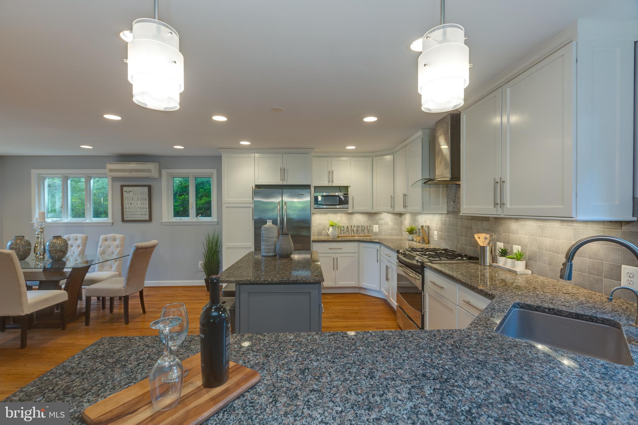 LEE HEIGHTS - Residential