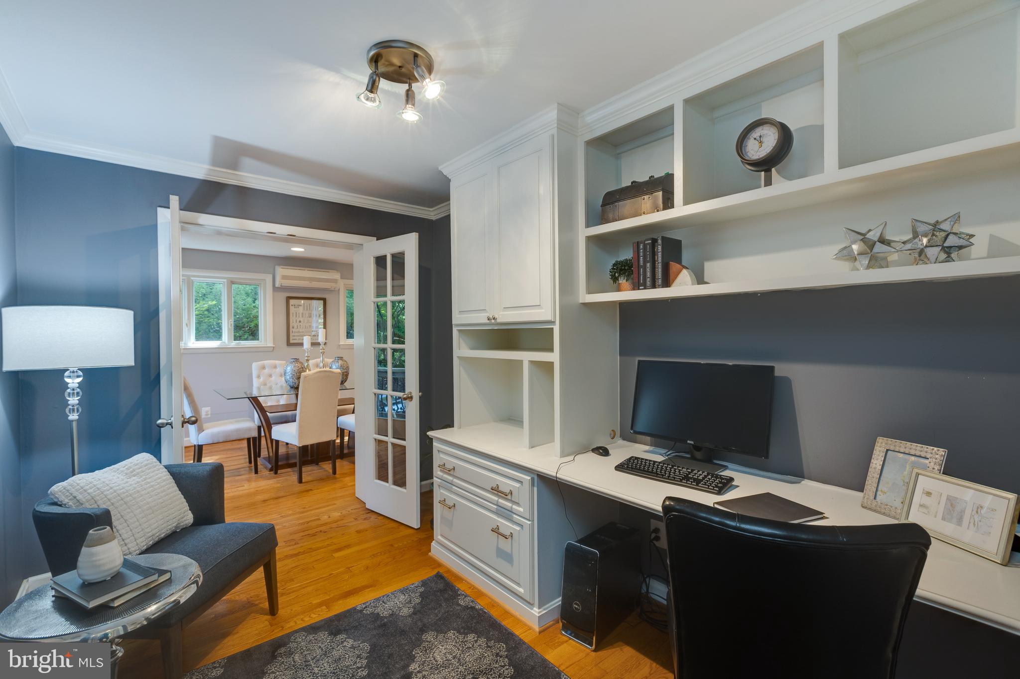 LEE HEIGHTS - Residential