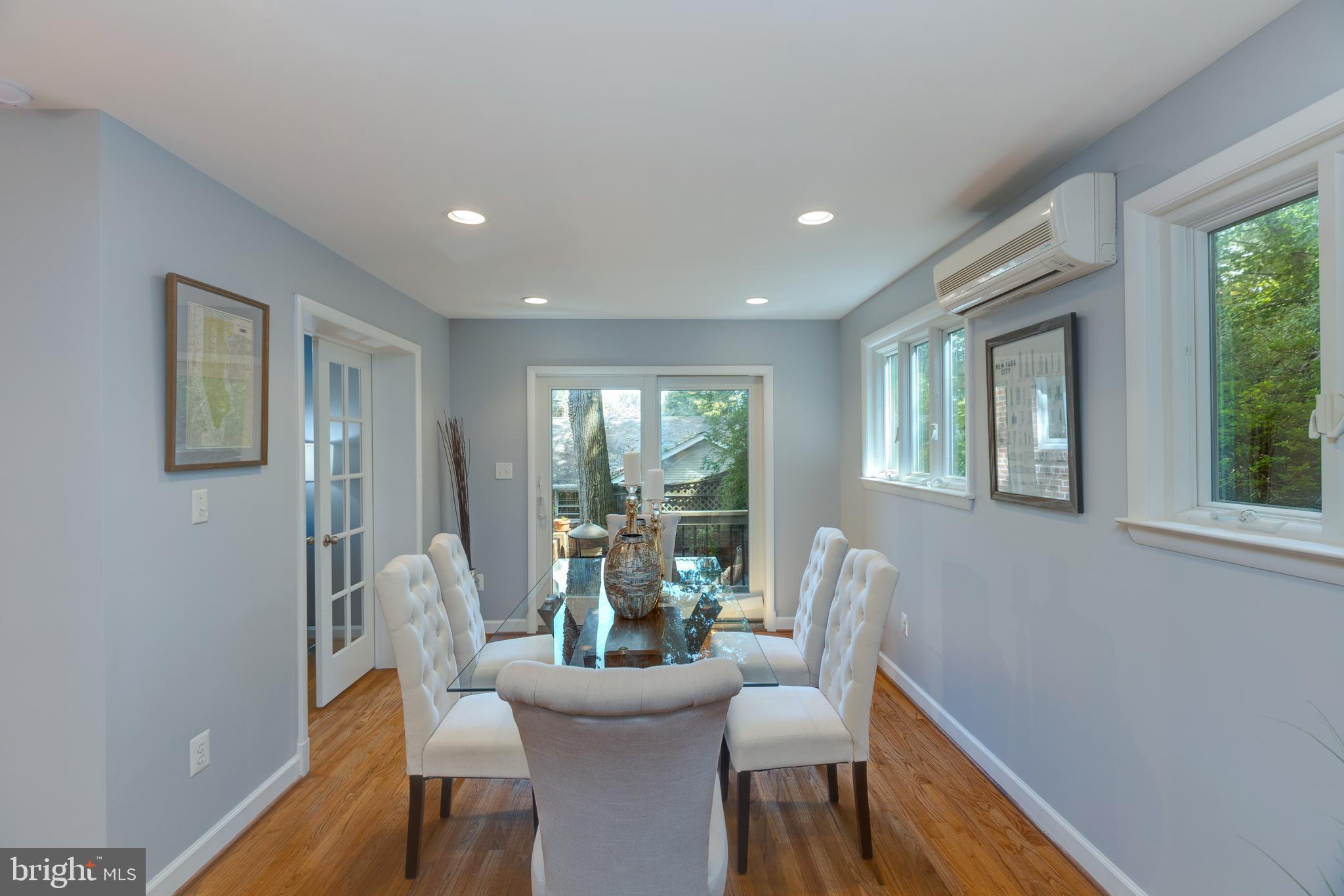 LEE HEIGHTS - Residential