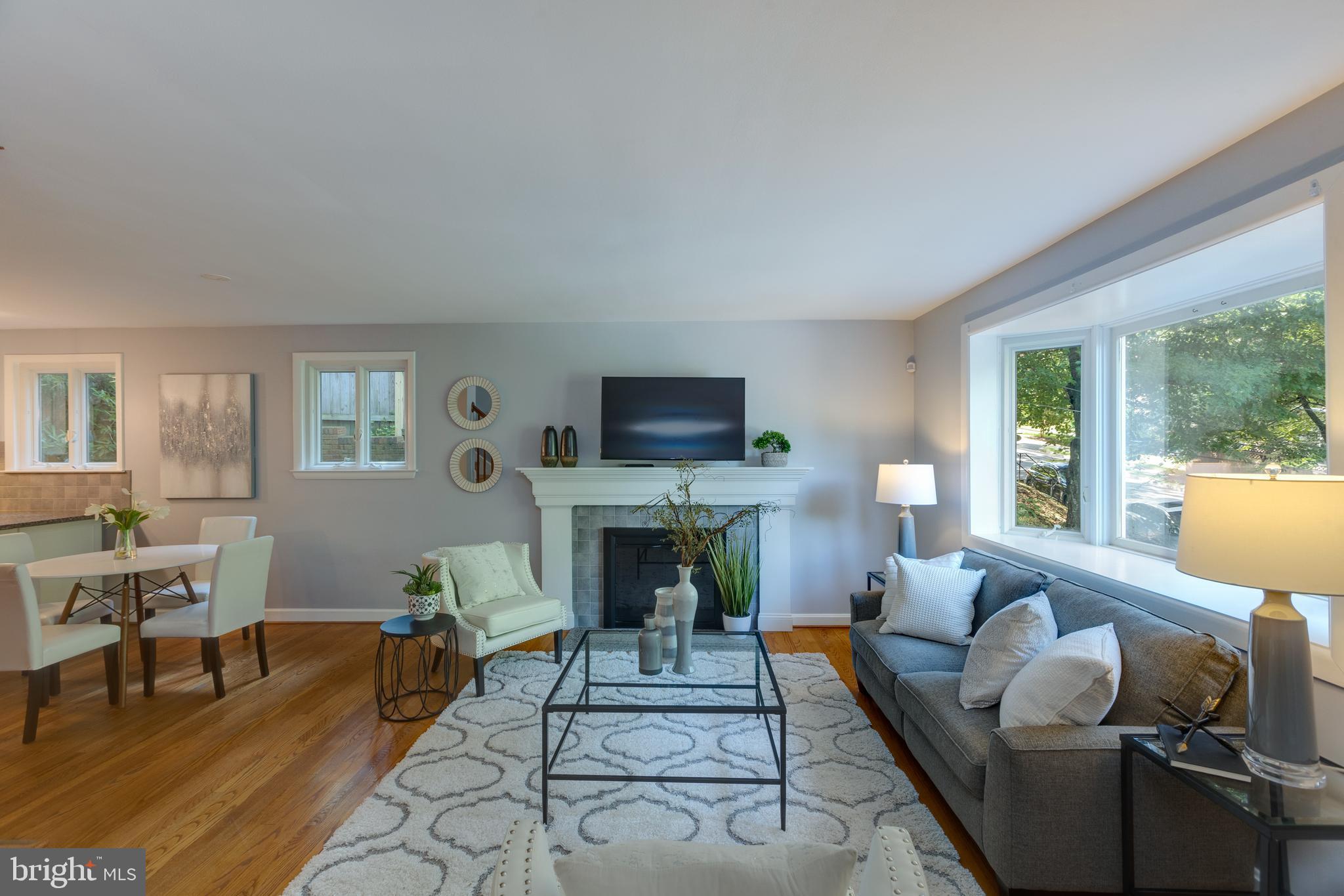 LEE HEIGHTS - Residential