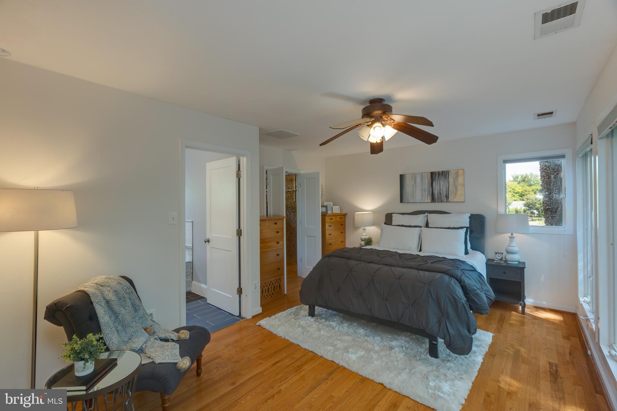 LEE HEIGHTS - Residential