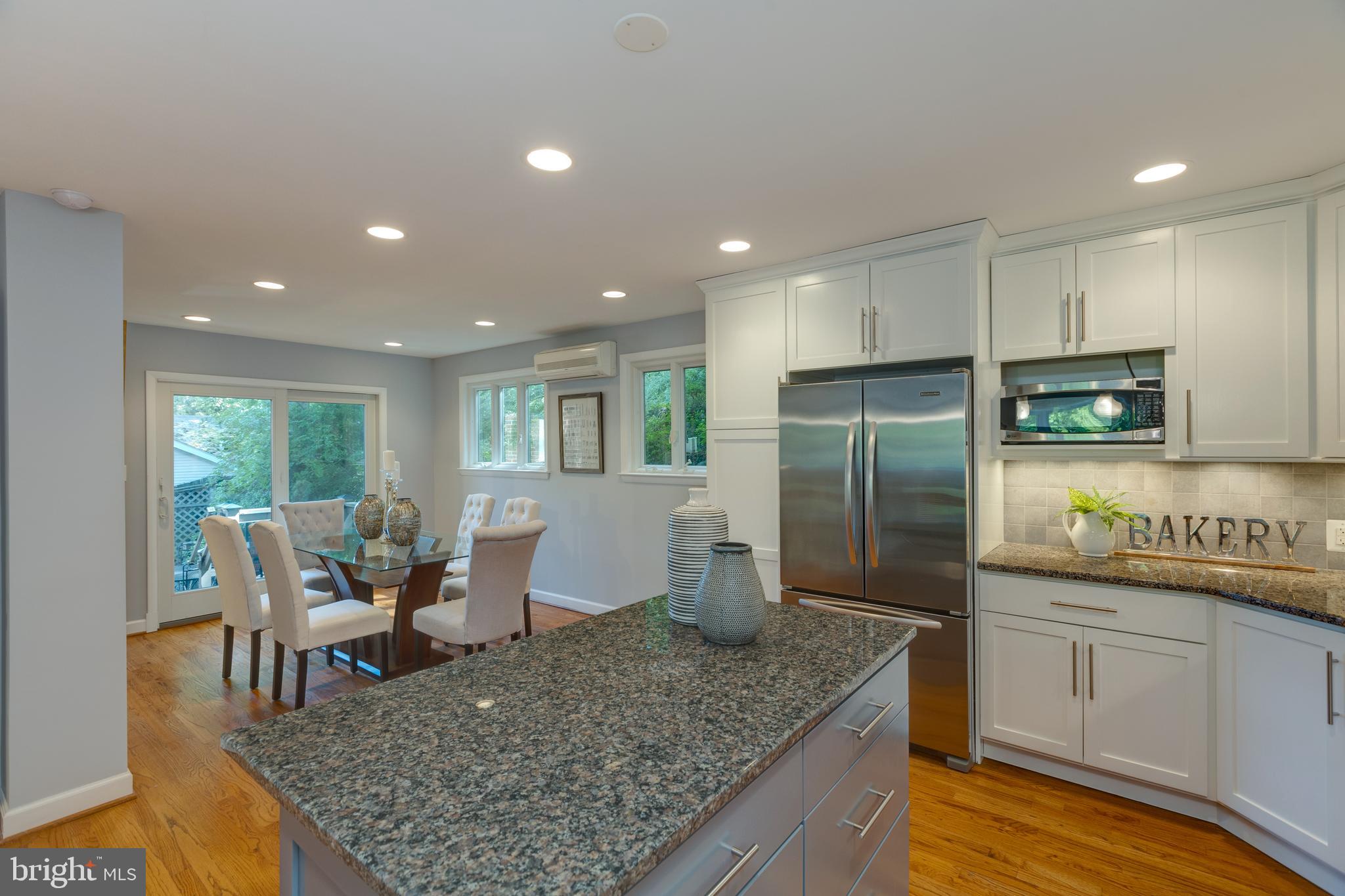 LEE HEIGHTS - Residential