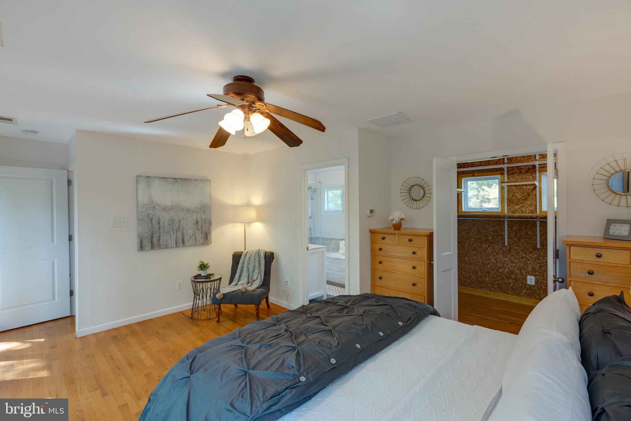 LEE HEIGHTS - Residential