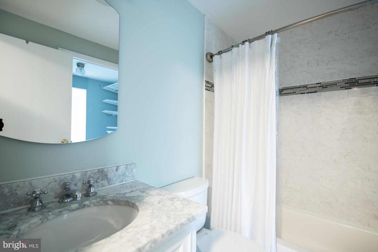 LAKEFORD - Residential Lease