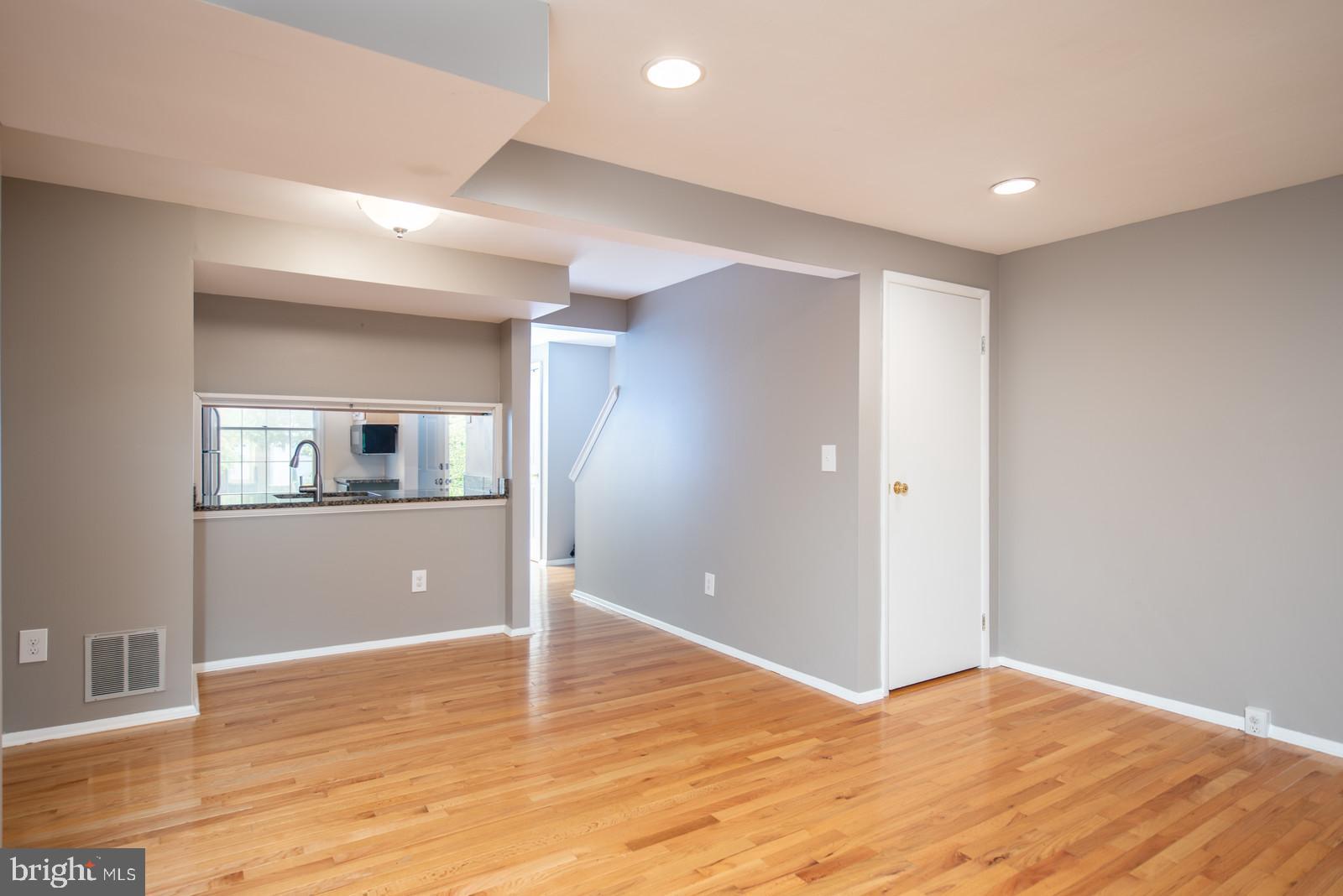 LAKEFORD - Residential Lease