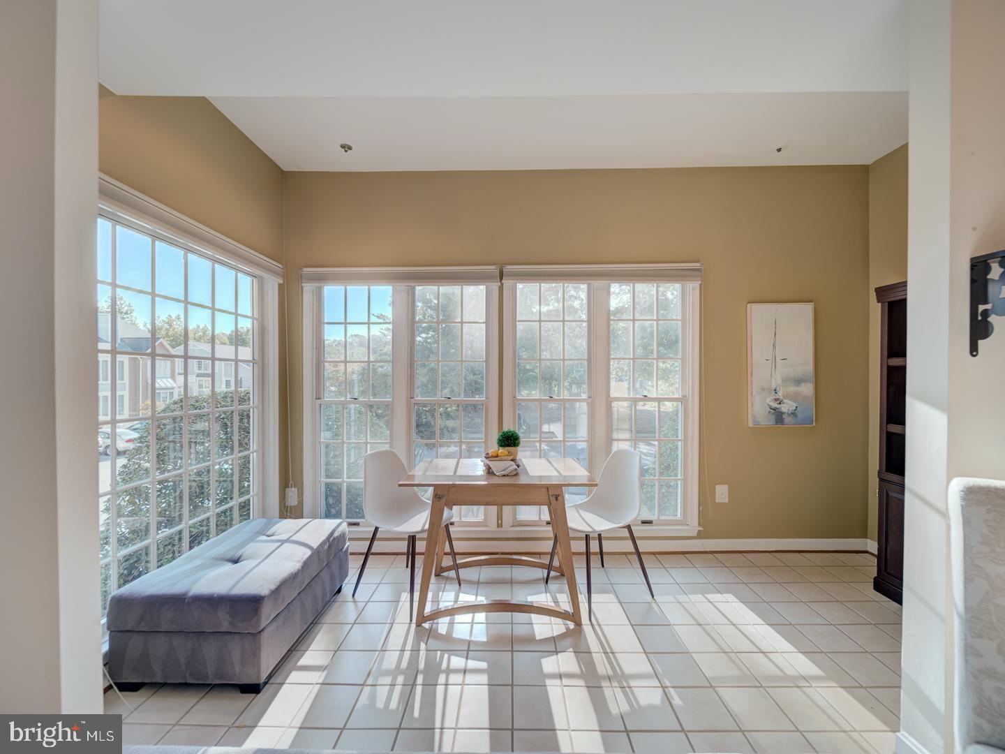 RIVA TRACE/SUMMER PLACE - Residential Lease