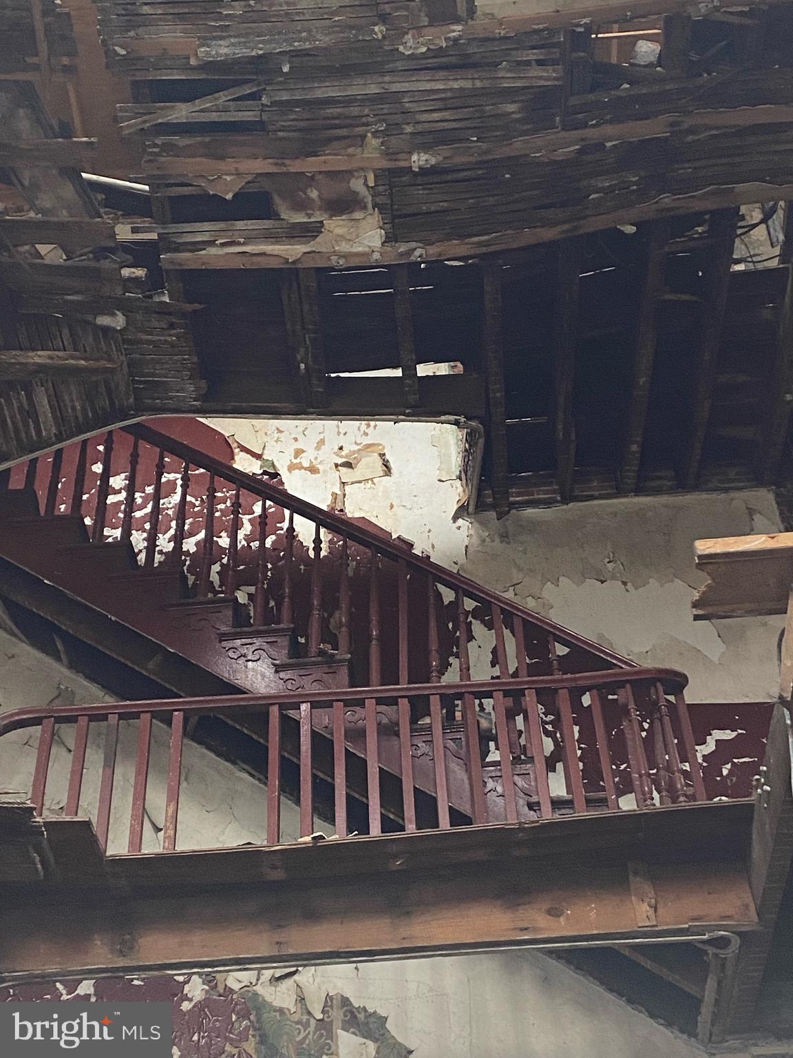 HARLEM PARK - Residential Income