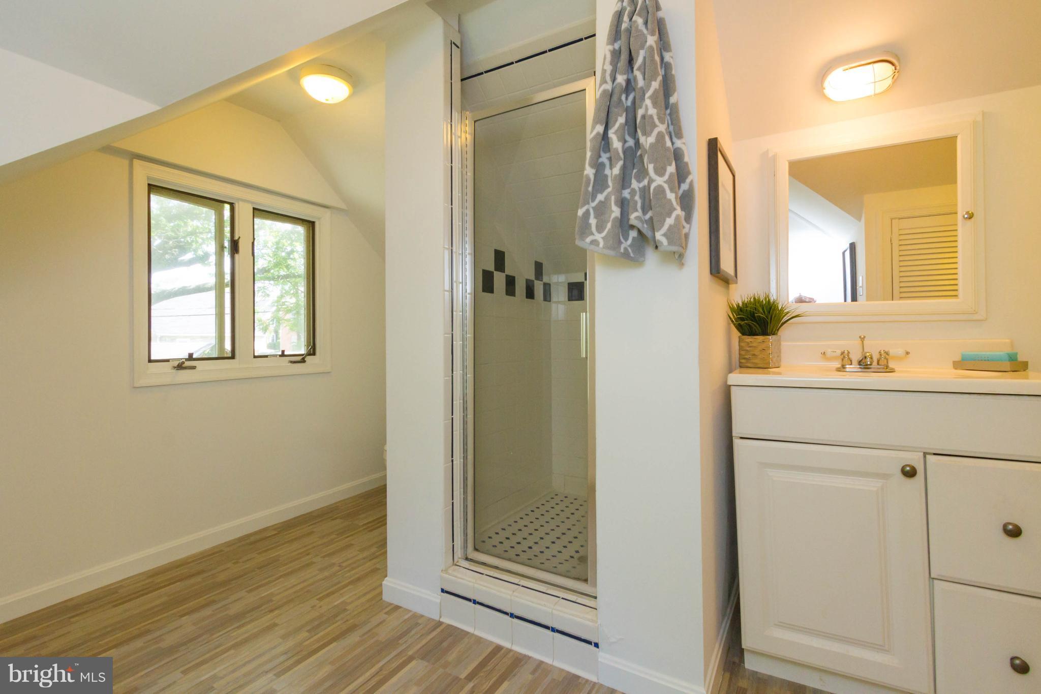 COLUMBIA PIKE - Residential