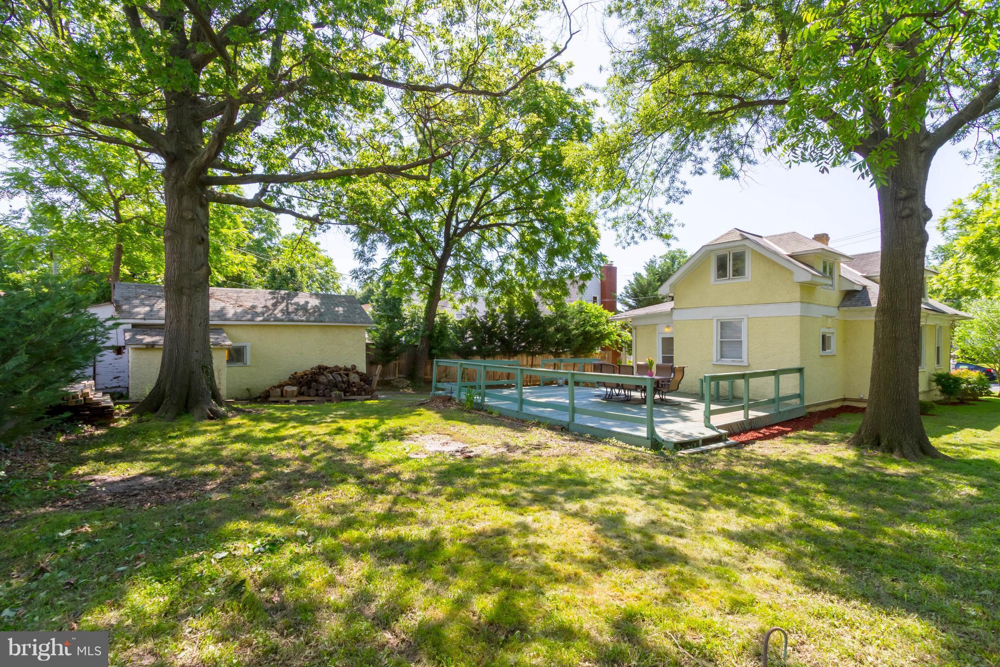 COLUMBIA PIKE - Residential