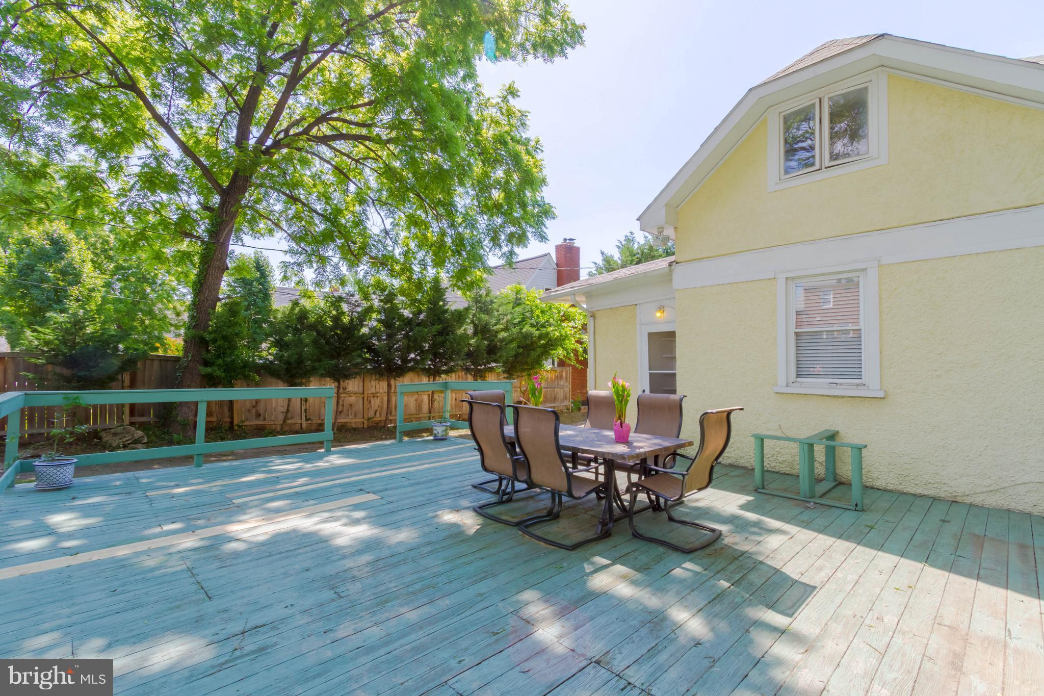 COLUMBIA PIKE - Residential