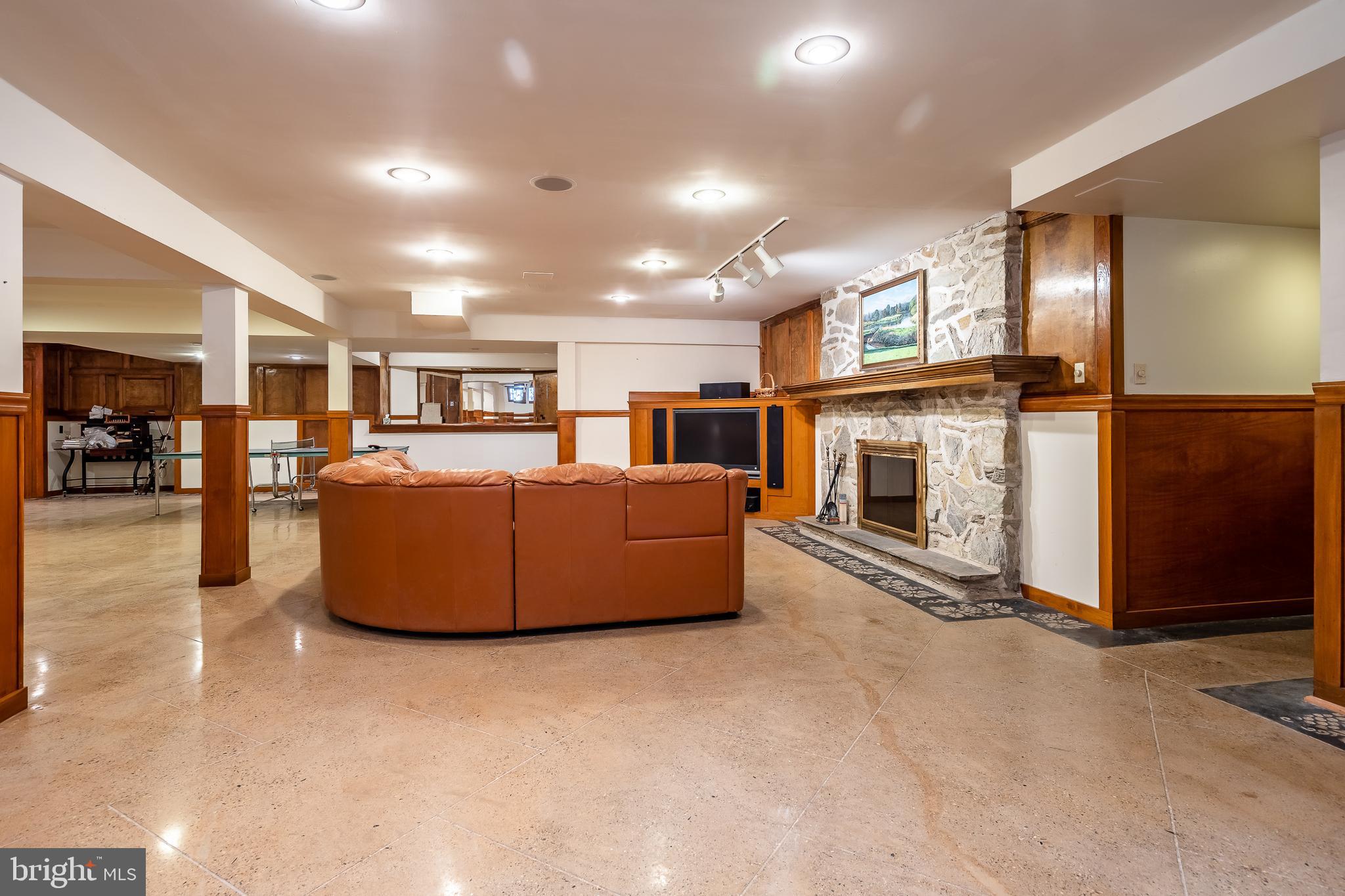 ELKINS PARK - Residential
