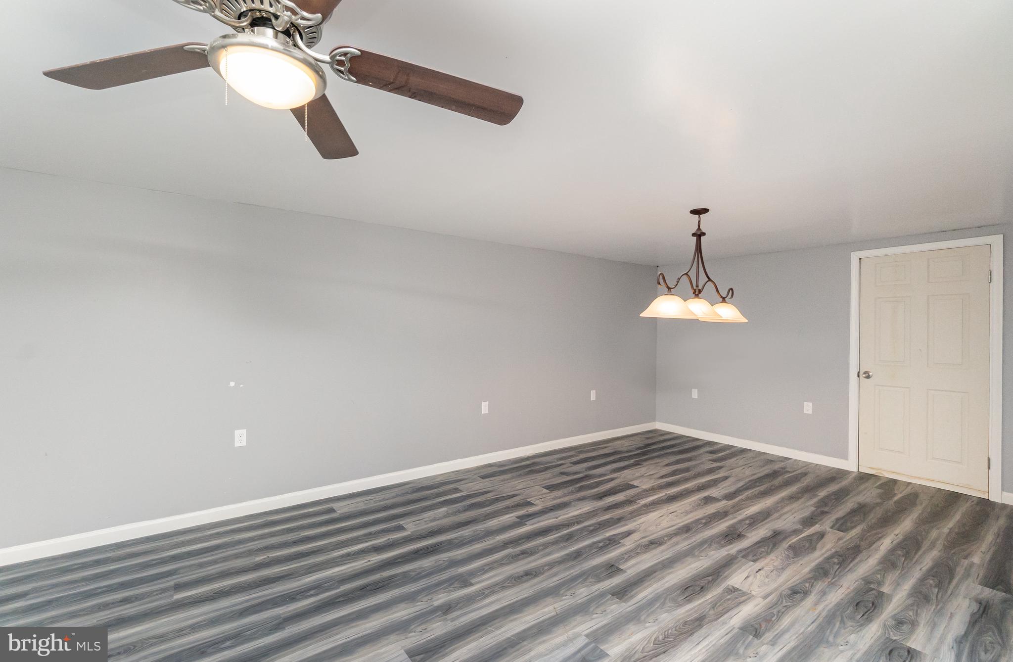 THOMSON ESTATES - Residential