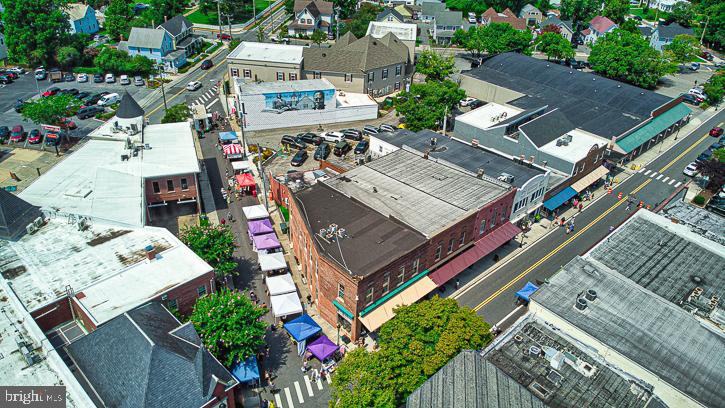 FRANKLIN KNOLL - Residential