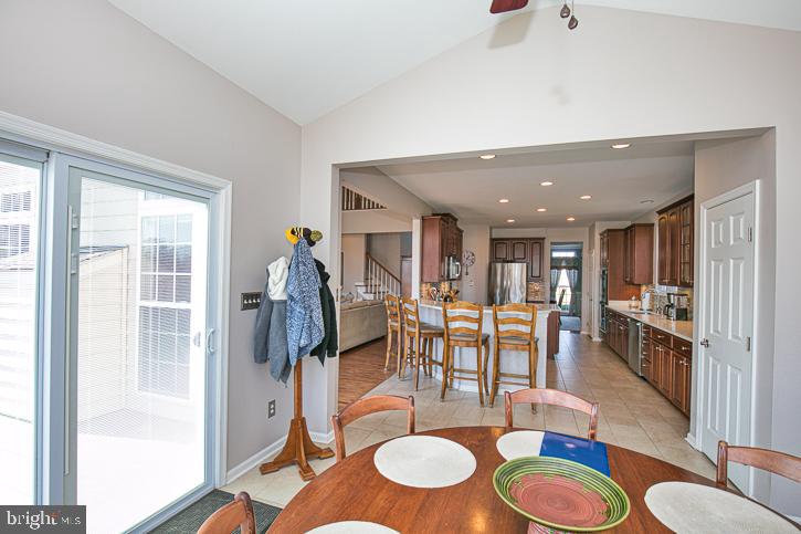 FRANKLIN KNOLL - Residential